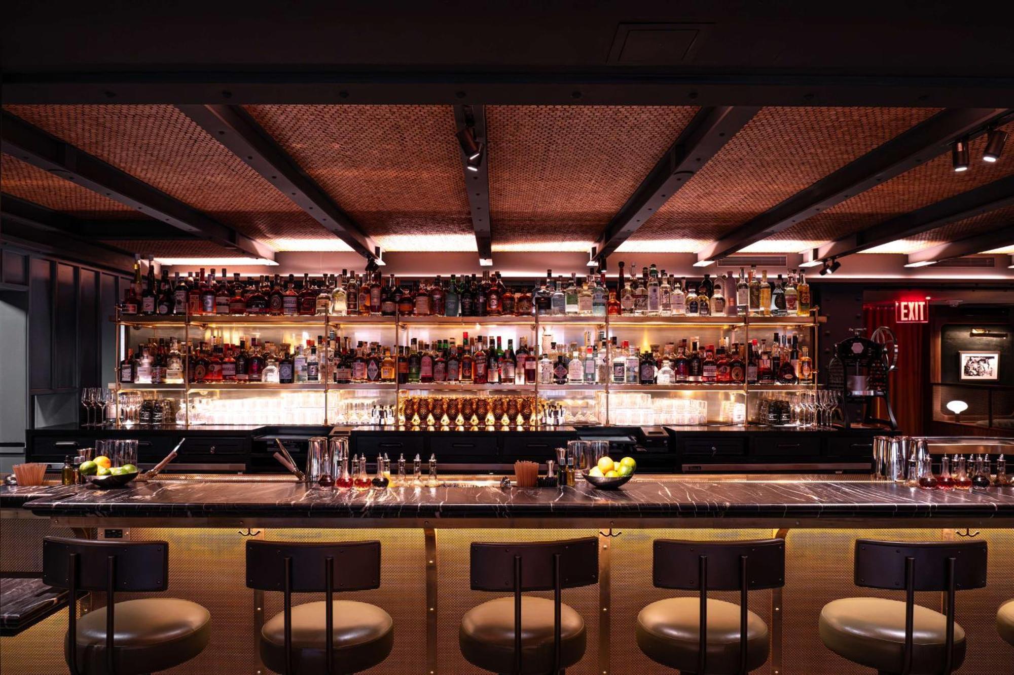 Martinique On Broadway, Curio Collection By Hilton Hotel New York