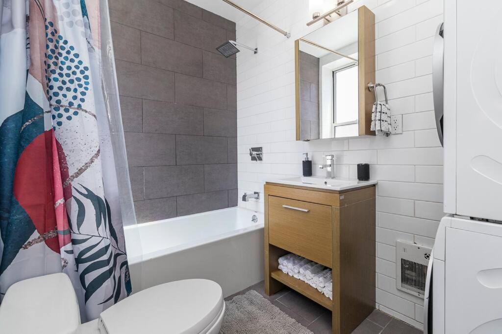 Apartment Heart Of East Villgem 3br1ba Washer Dryer! New York