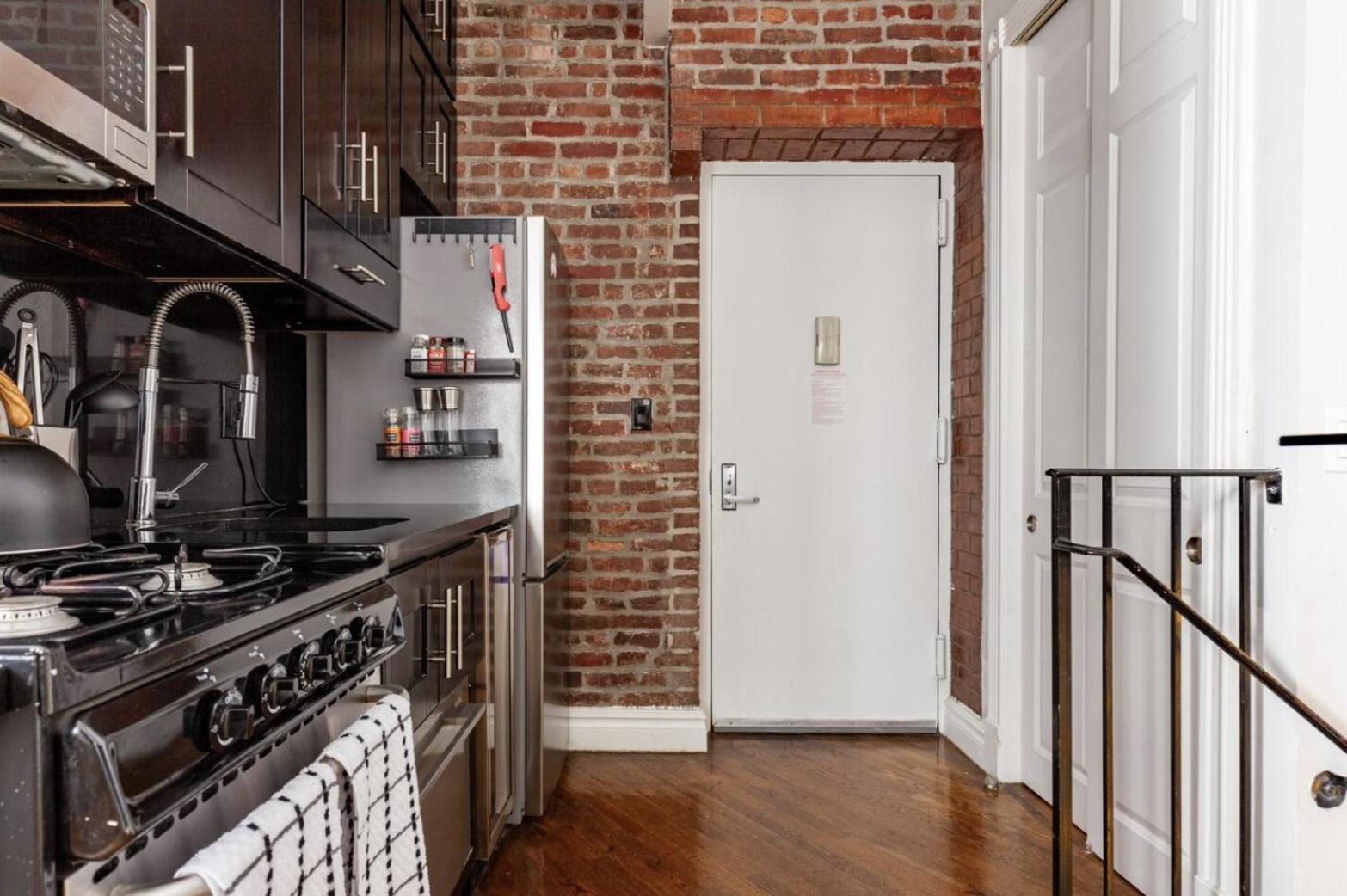 Homestay Lovely At 3 Bedroom At The Heart Of East Village *