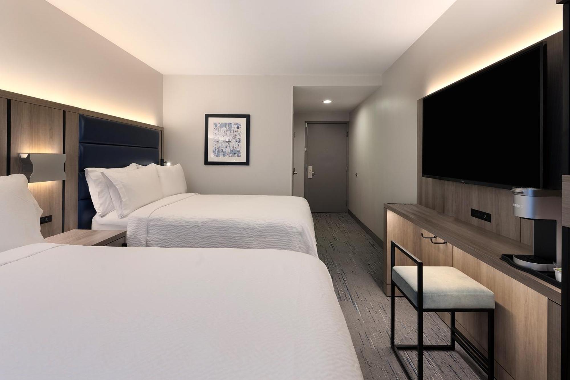 Hotel Express Chelsea By Ihg