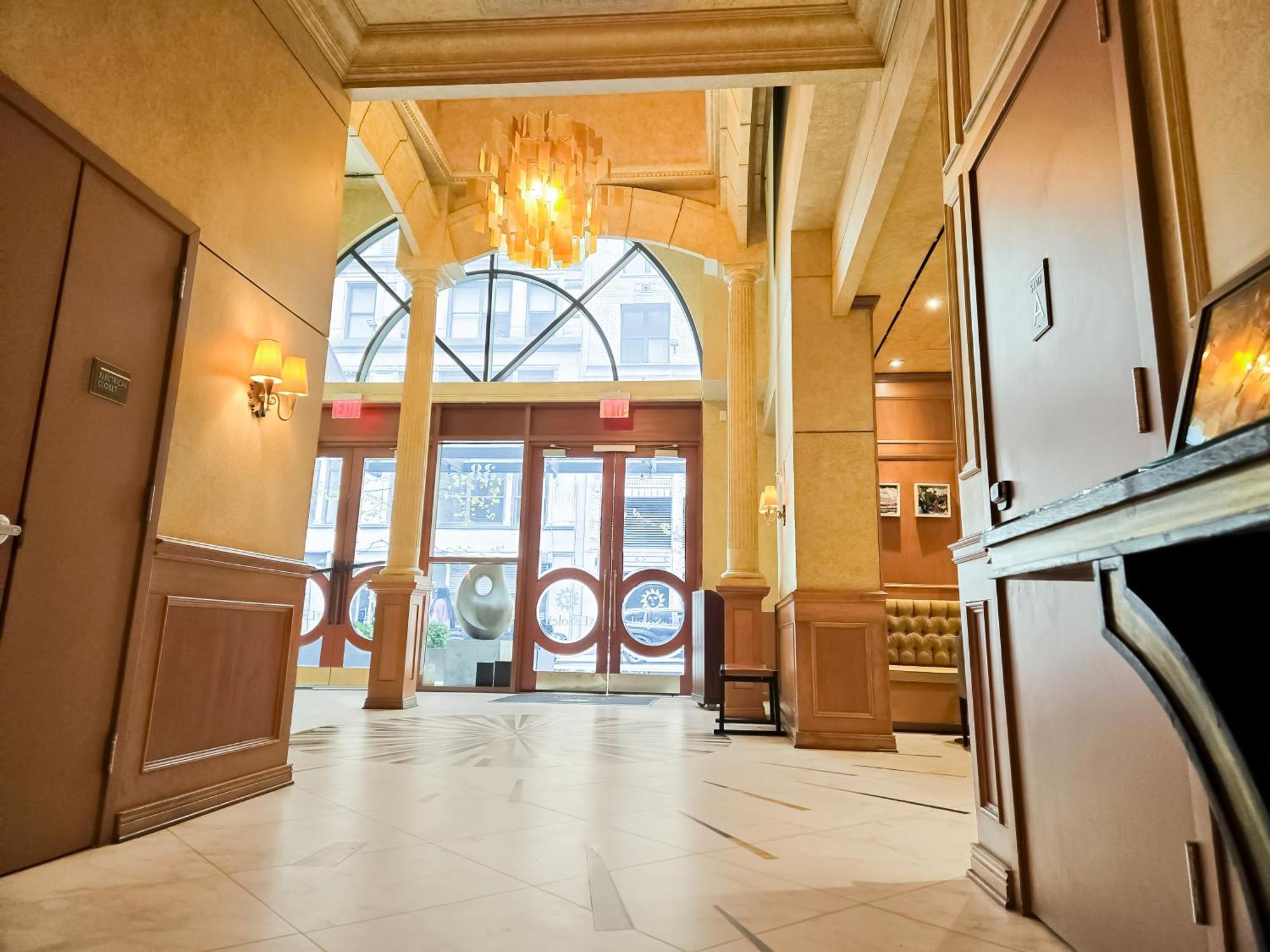 Executive Le Soleil Hotel New York