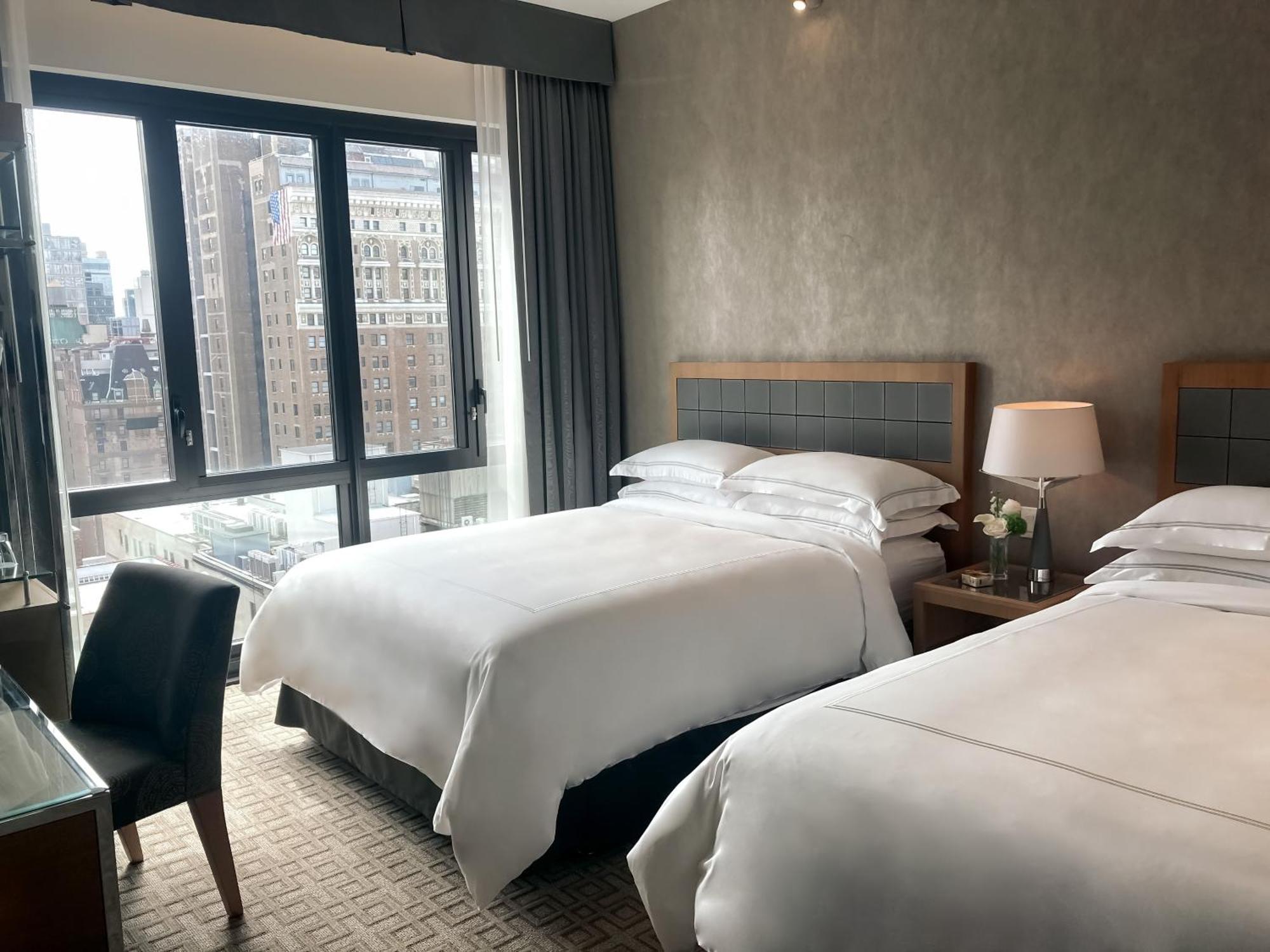 Executive Le Soleil 4* New York