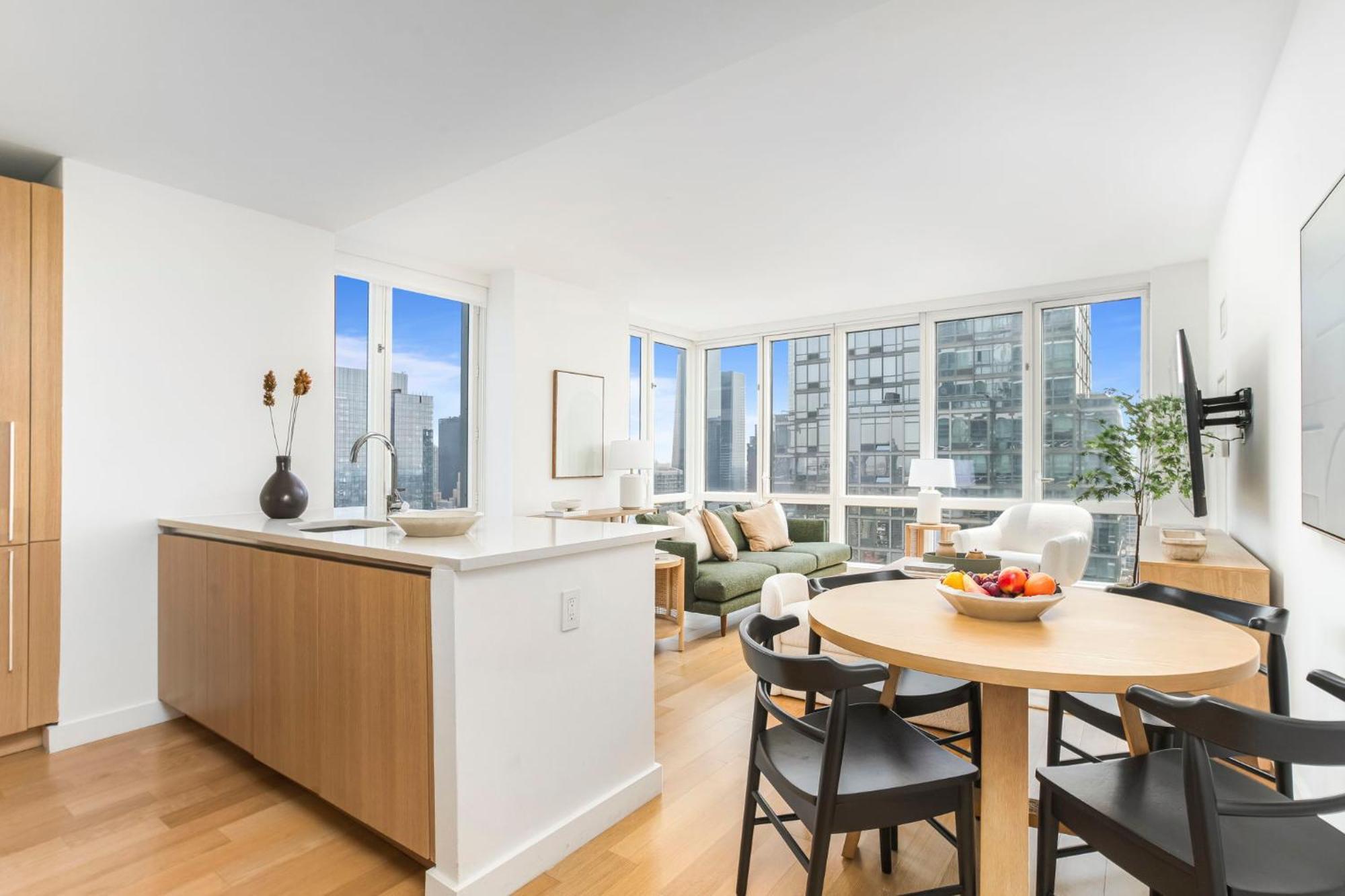 Apartment Adorable Hiding 2bd 2bath Gem *