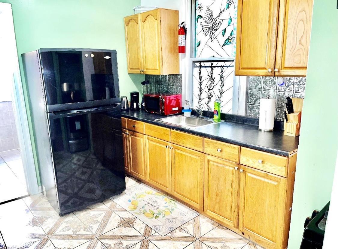 3 Bedrooms Apt In Lic, 10 Mins To Manhattan !!! * New York