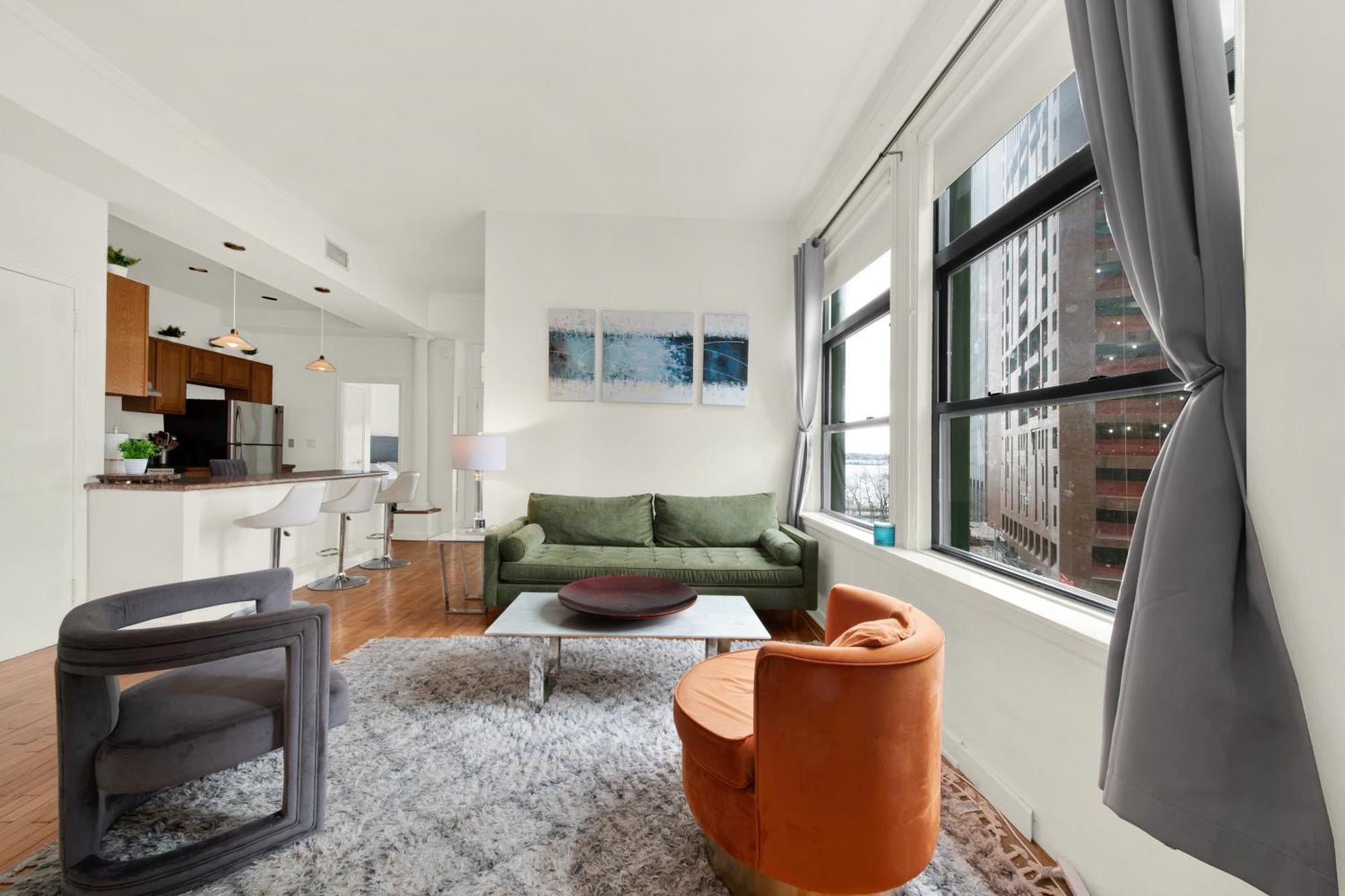 Apartment Four Bedroom Penthouse With Views Of Statue Of Liberty *