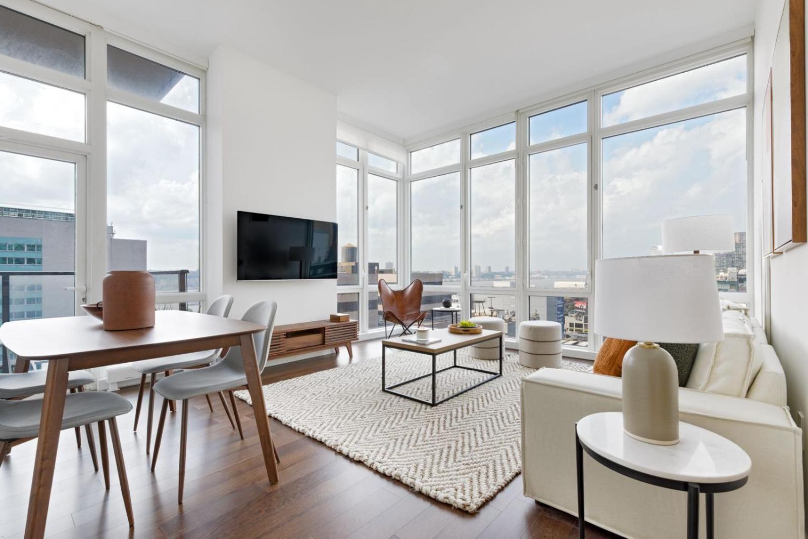 Apartment Exquisite 1-bedroom Apt In Prime Central Location New York