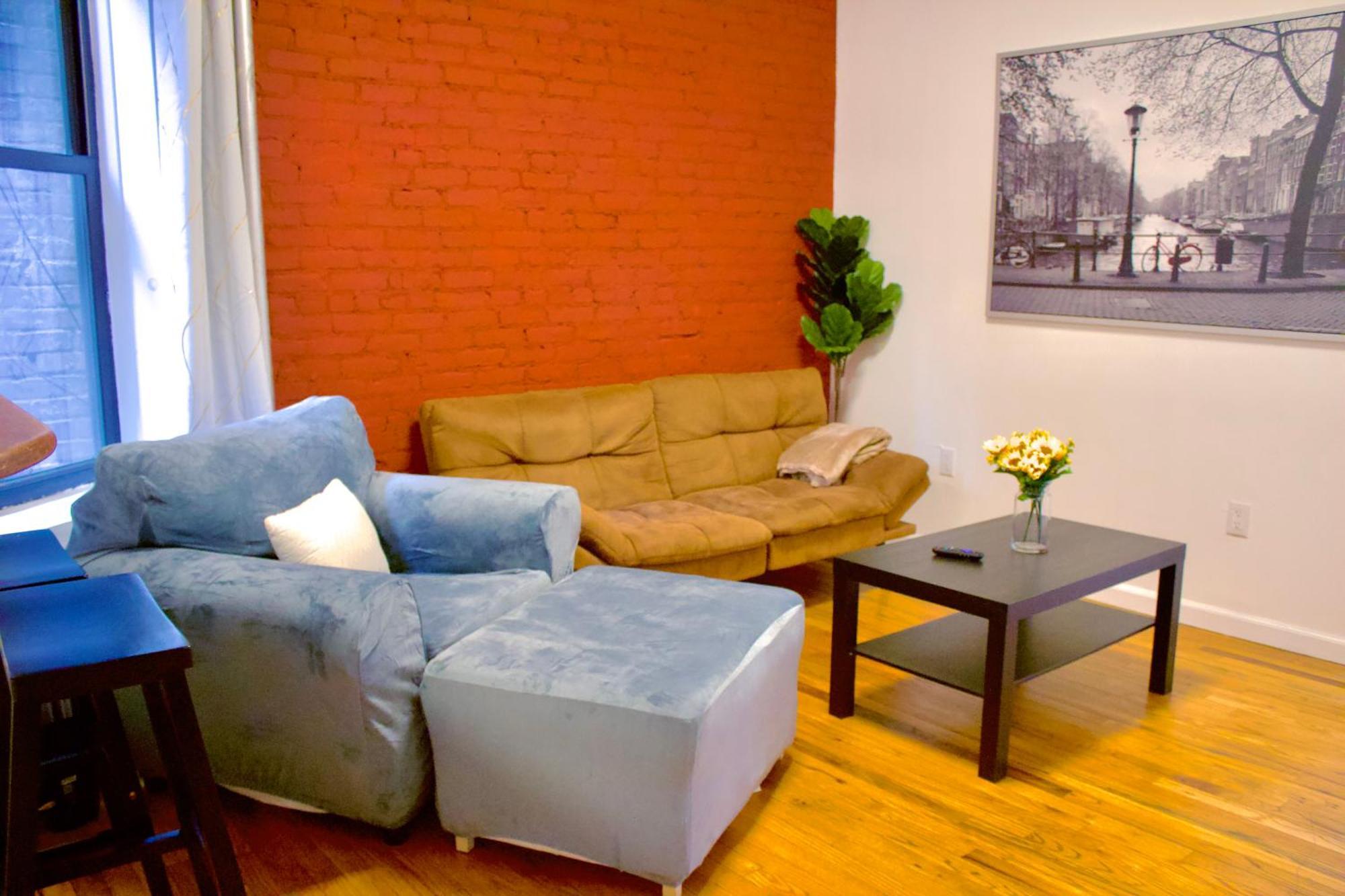 Spacious 2 Bedroom In East Village Nyc * New York