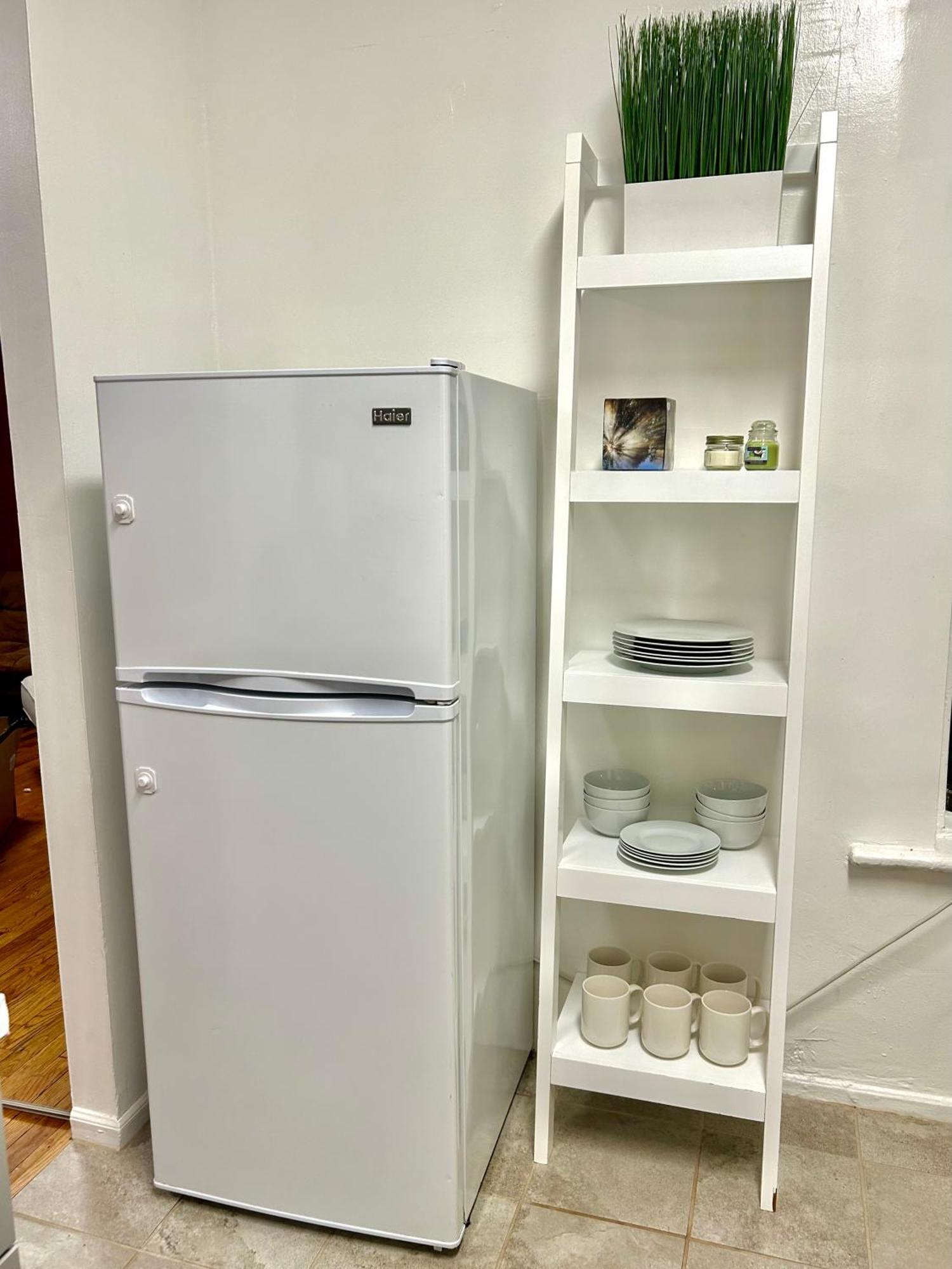 Spacious 2 Bedroom In East Village Nyc *