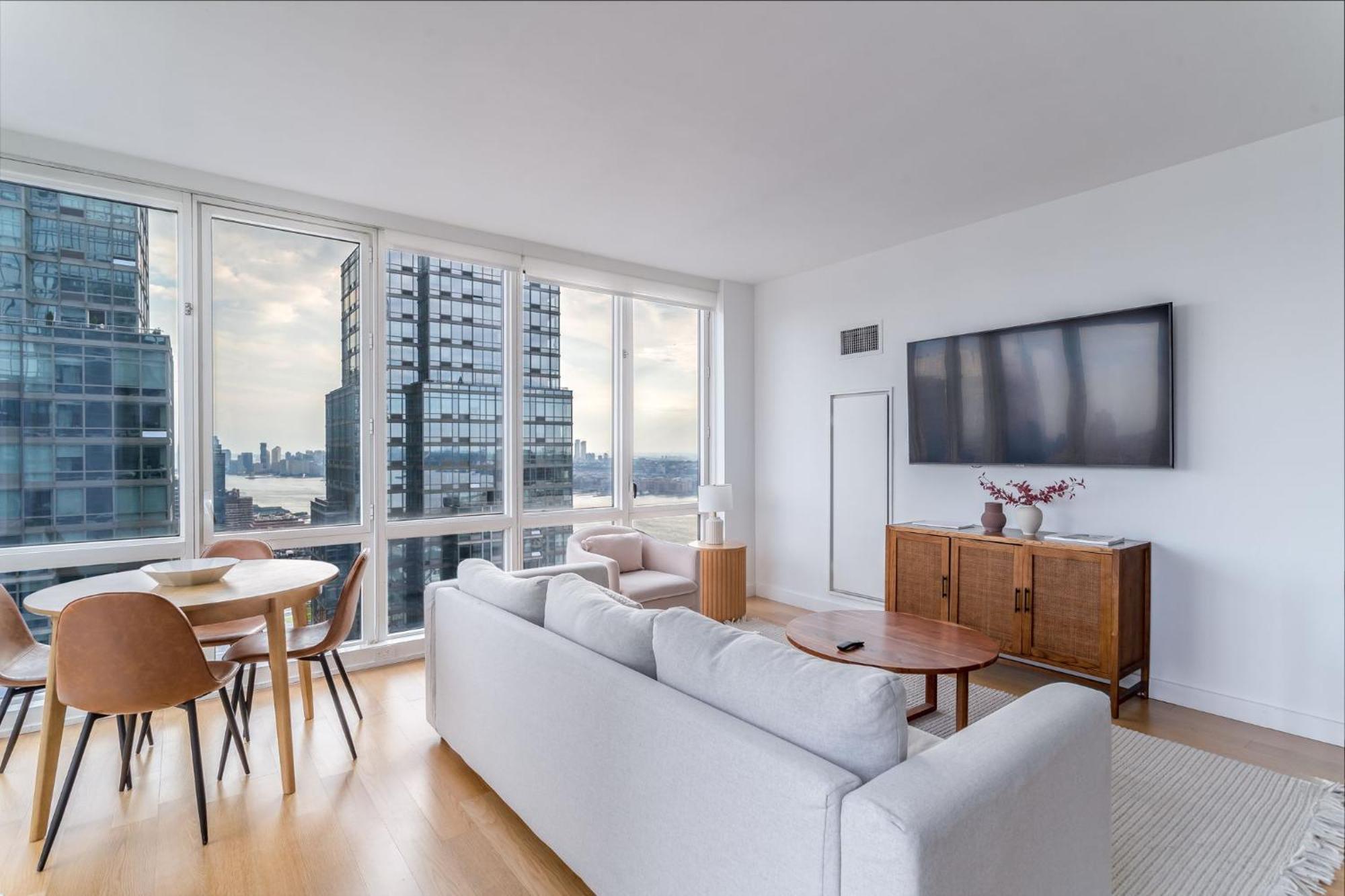 Manhattan Luxury 12 Apartment *