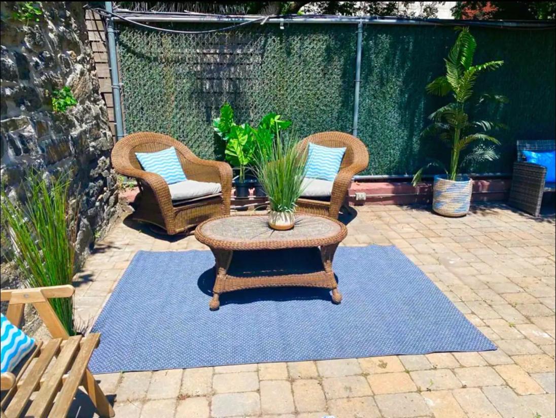 Apartment Million Dollar Enjoy Large Private Outdoor Space I Tito I *