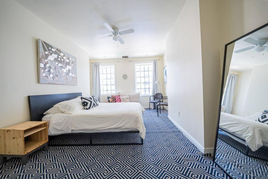 Private Gramercy Townhouse 3br3ba With Terrace Holiday home New York