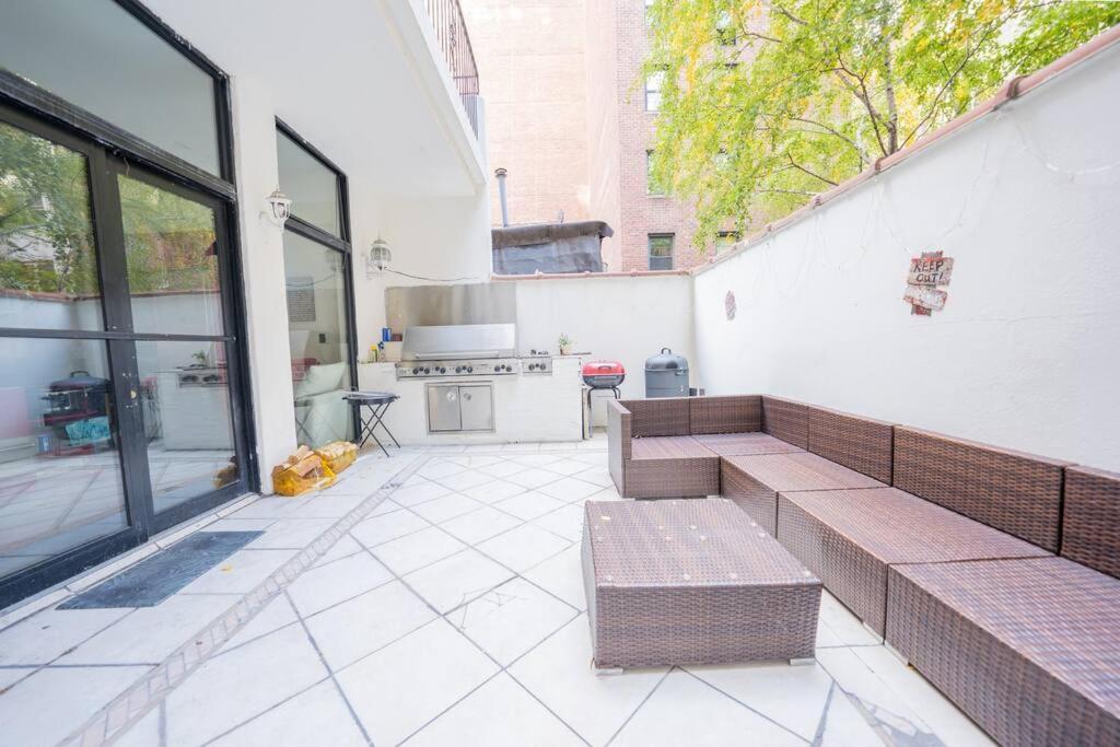 Private Gramercy Townhouse 3br3ba With Terrace Holiday home New York