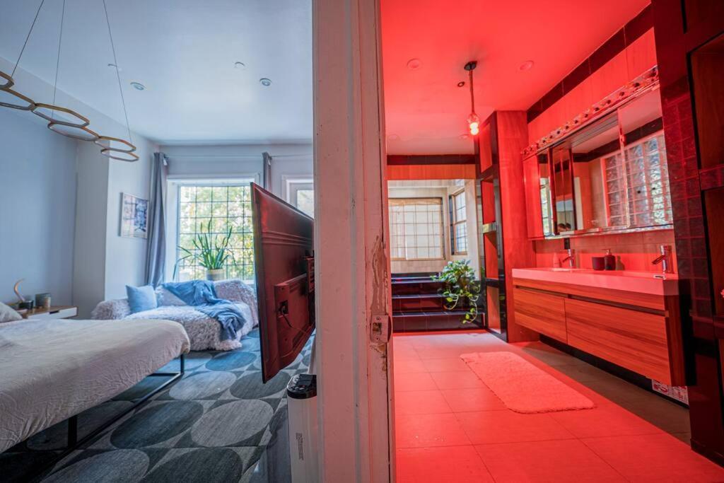 Private Gramercy Townhouse 3br3ba With Terrace Holiday home New York