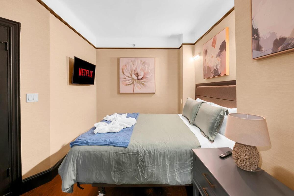 Apartment Beautiful Near Times Square With Gym & Patio New York