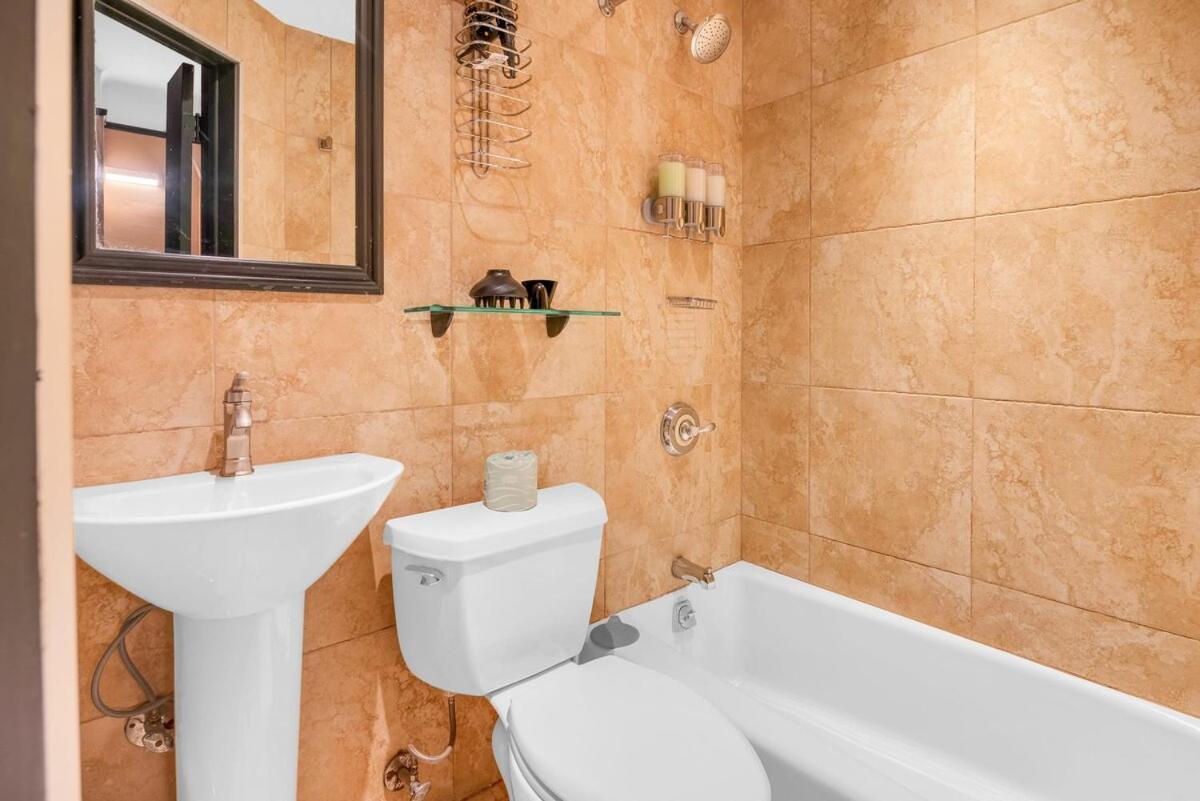 Beautiful Near Times Square With Gym & Patio * New York