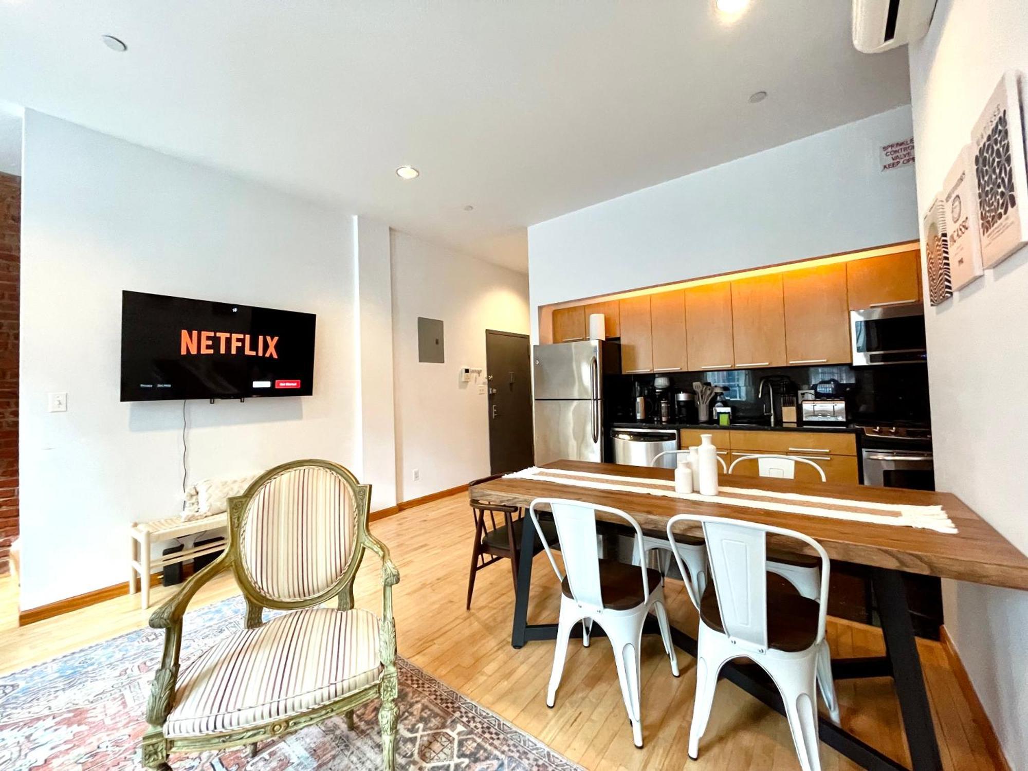 Gorgeous Soho Duplex Brownstone Apartment *