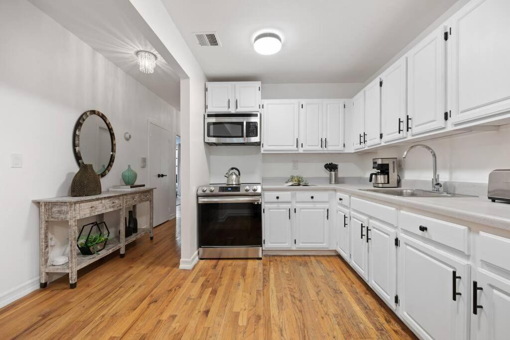 Harlem Renaissance Apartment *