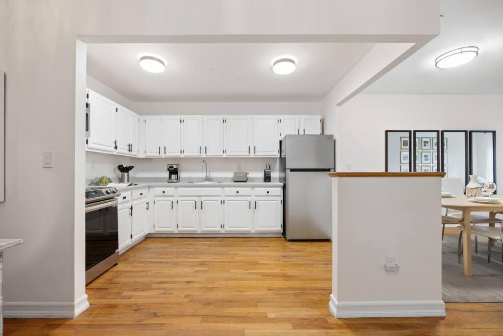 Harlem Renaissance Apartment