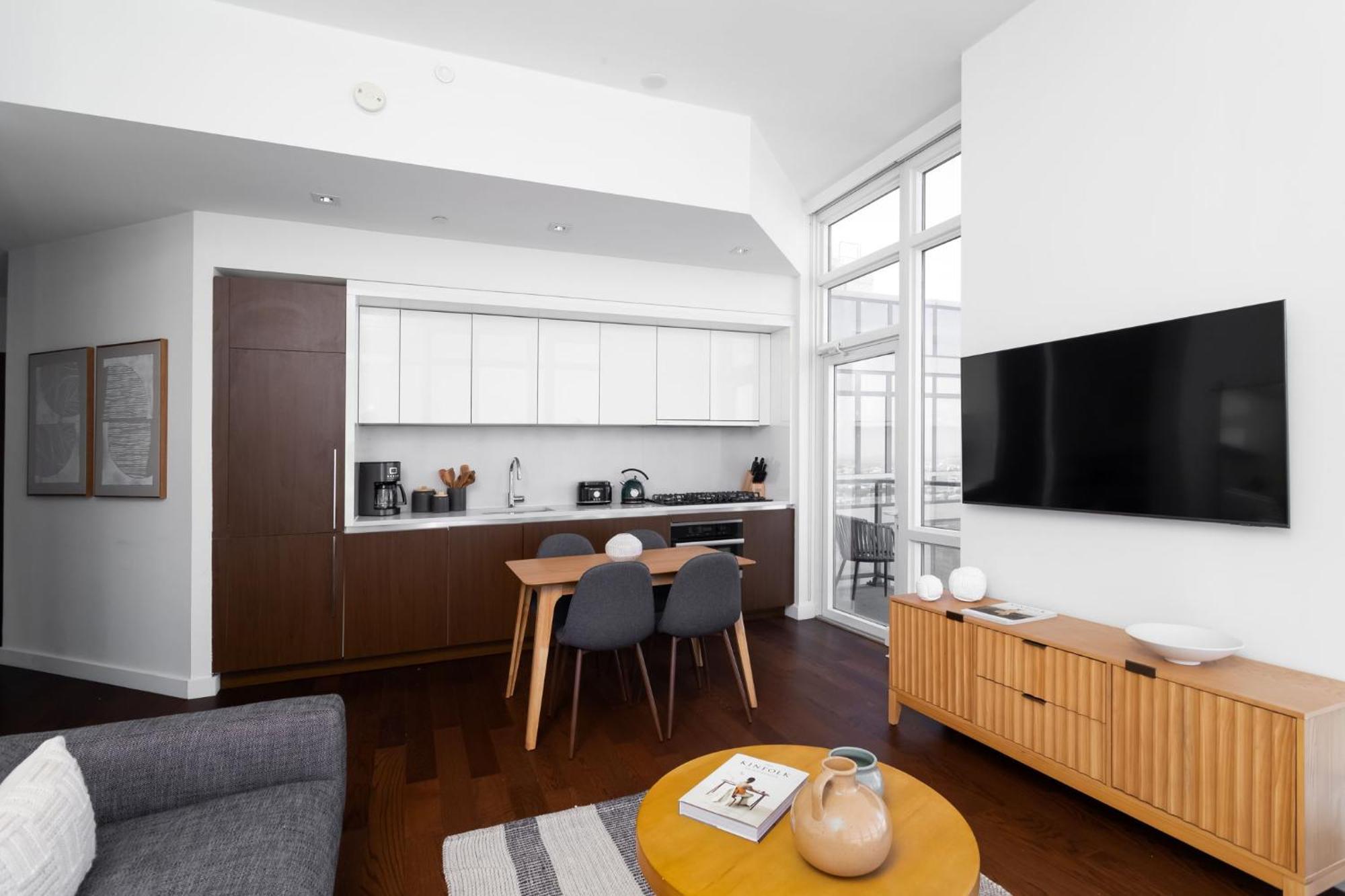 Lux Views To The Hudson 2bd 2bath New York