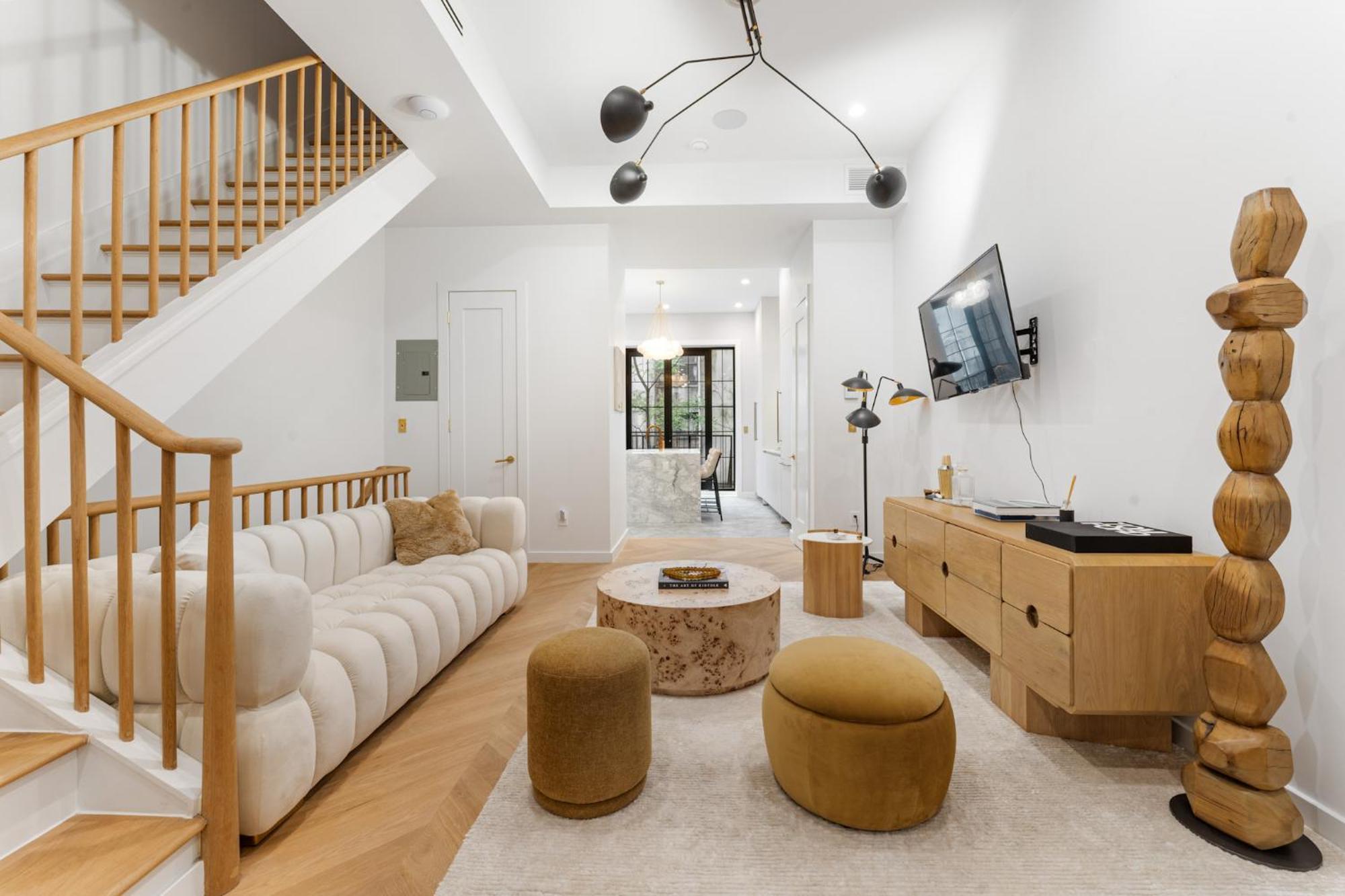 Luxurious Harlem With Modern Amenities, Outdoor Patio! Apartment *