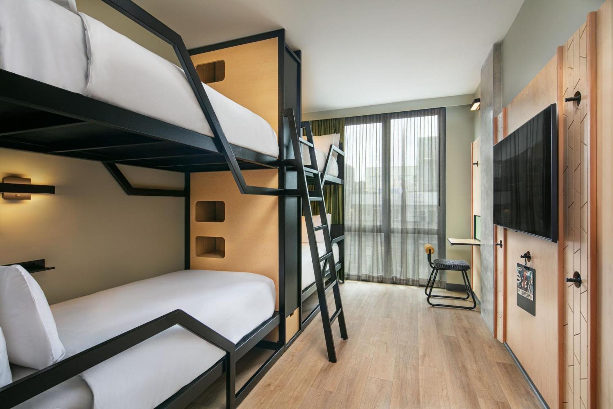 Hotel Moxy Brooklyn Williamsburg New York