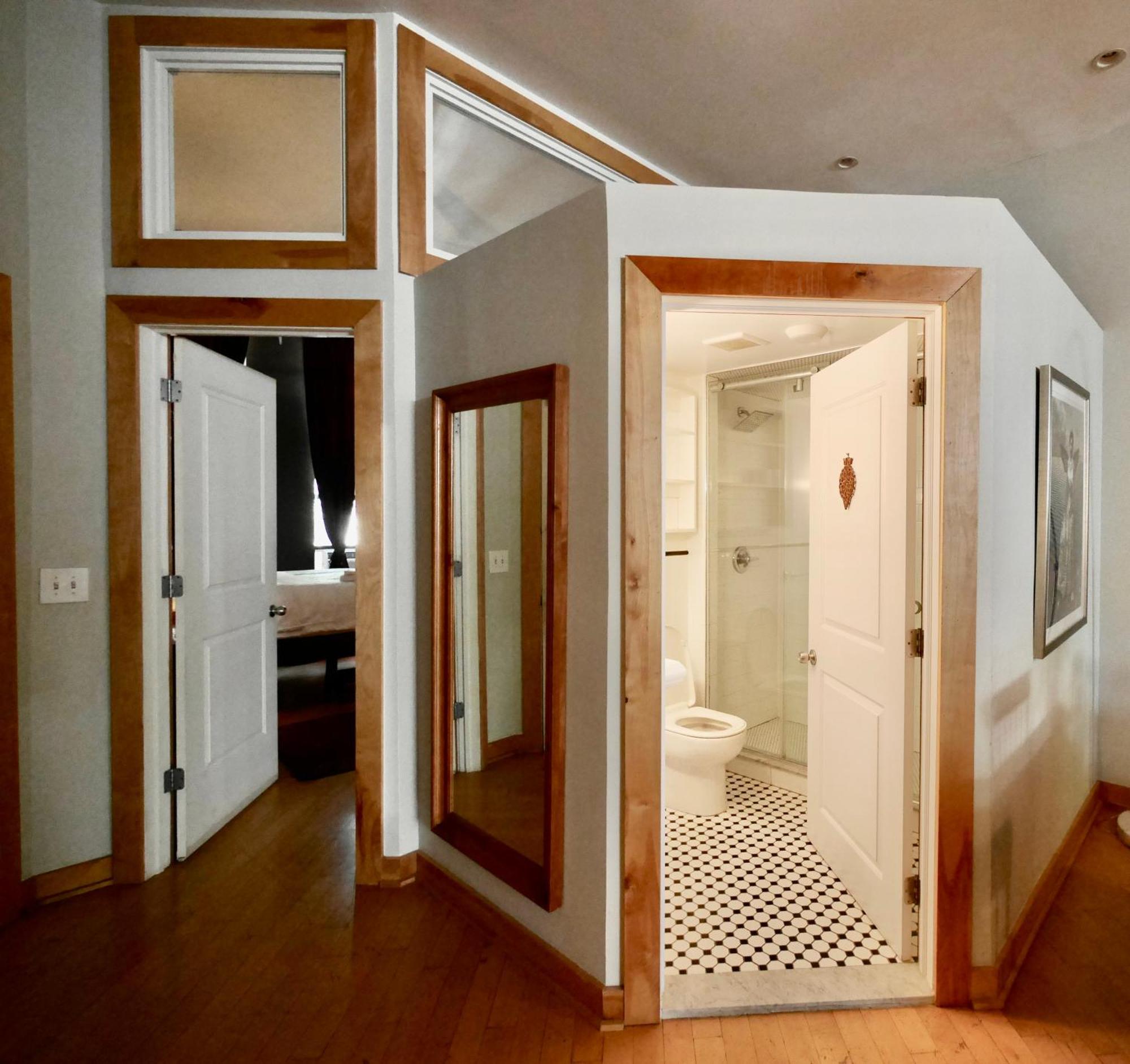 Homestay 2 Bedrooms With A Private Bathroom In Lovely New York