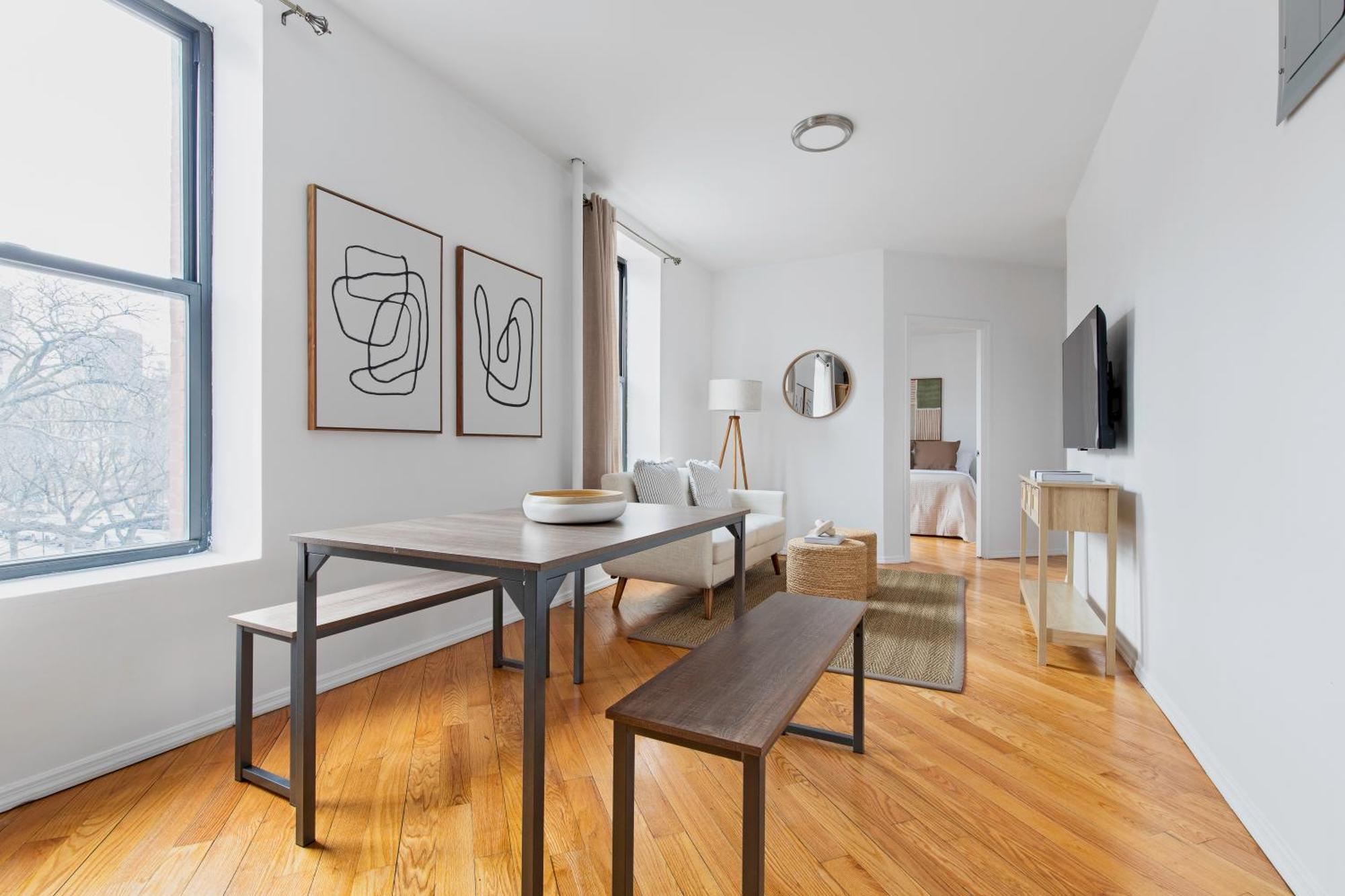 Marvelous & Cozy 3bdr & 2bth In *
