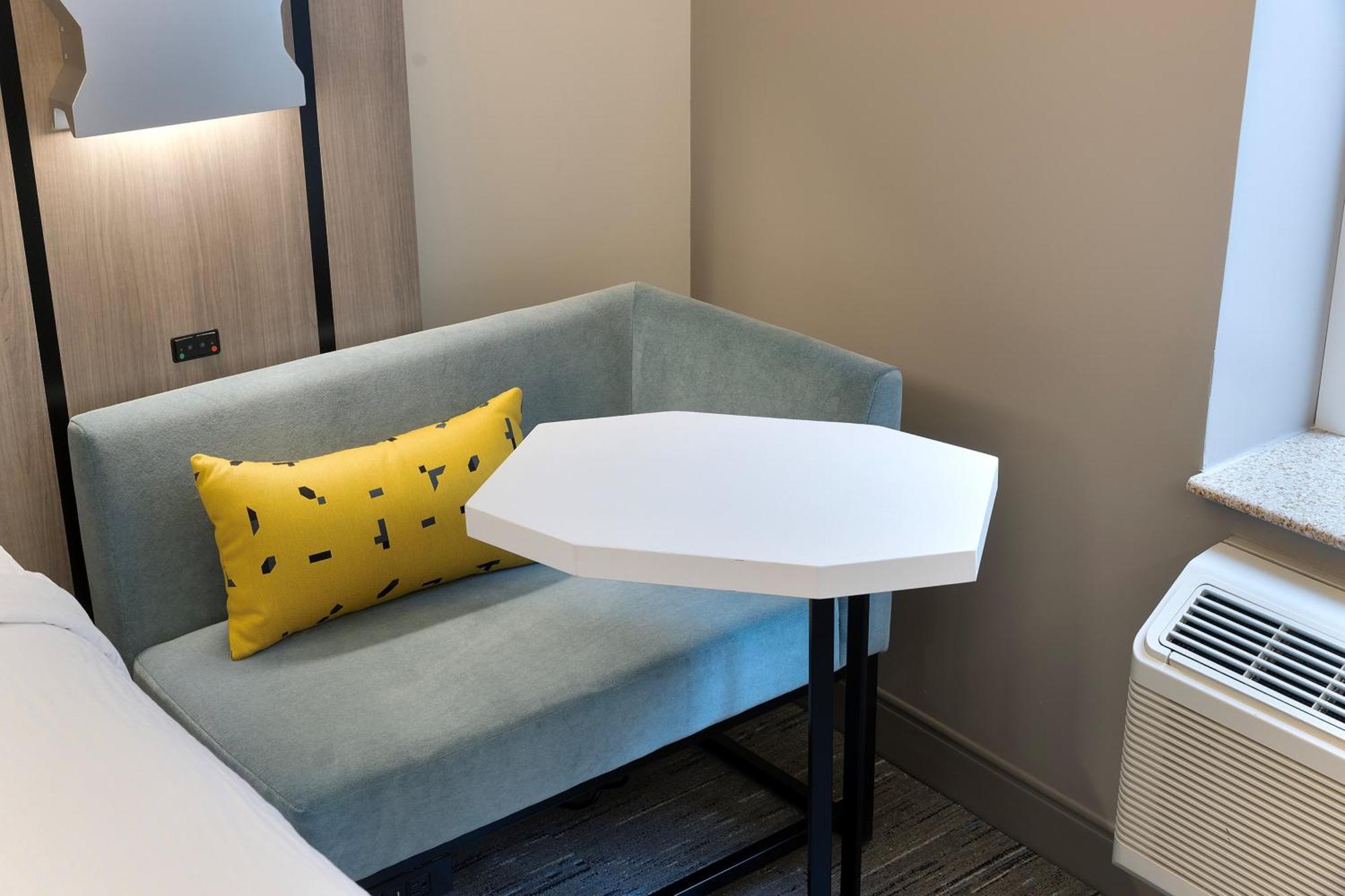 Hotel Express Chelsea By Ihg 3*