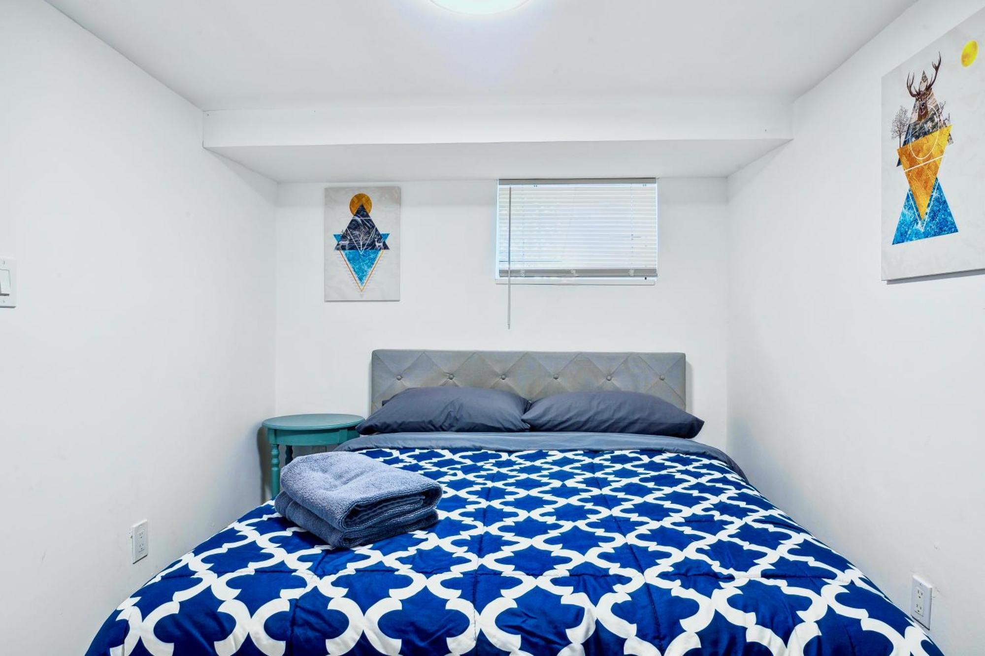 2 Bedroom Cozy Gem Manhattan
