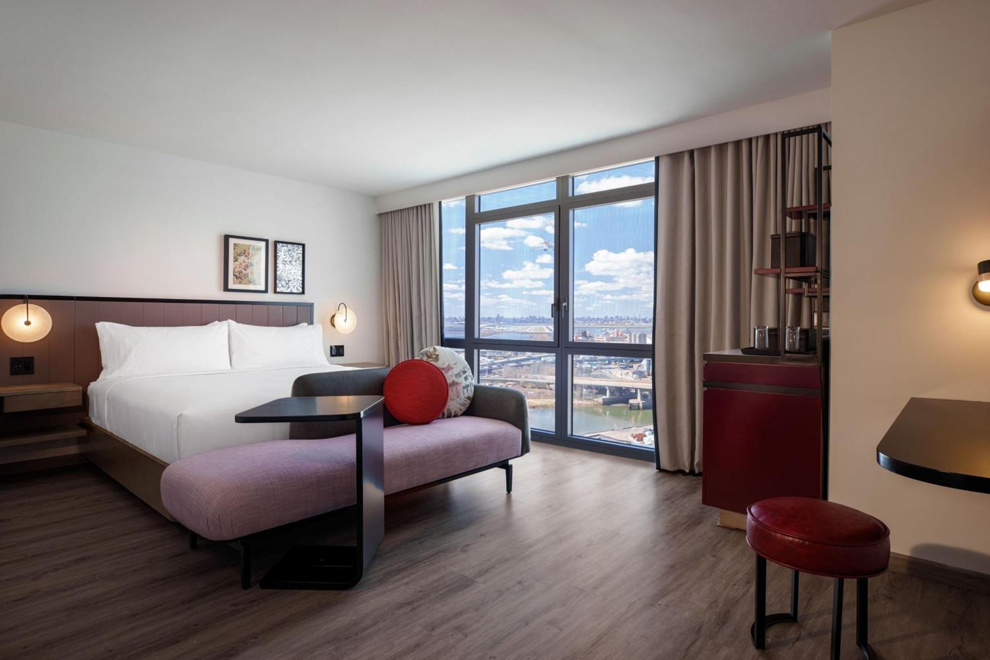 Renaissance Flushing At Tangram Hotel 4*