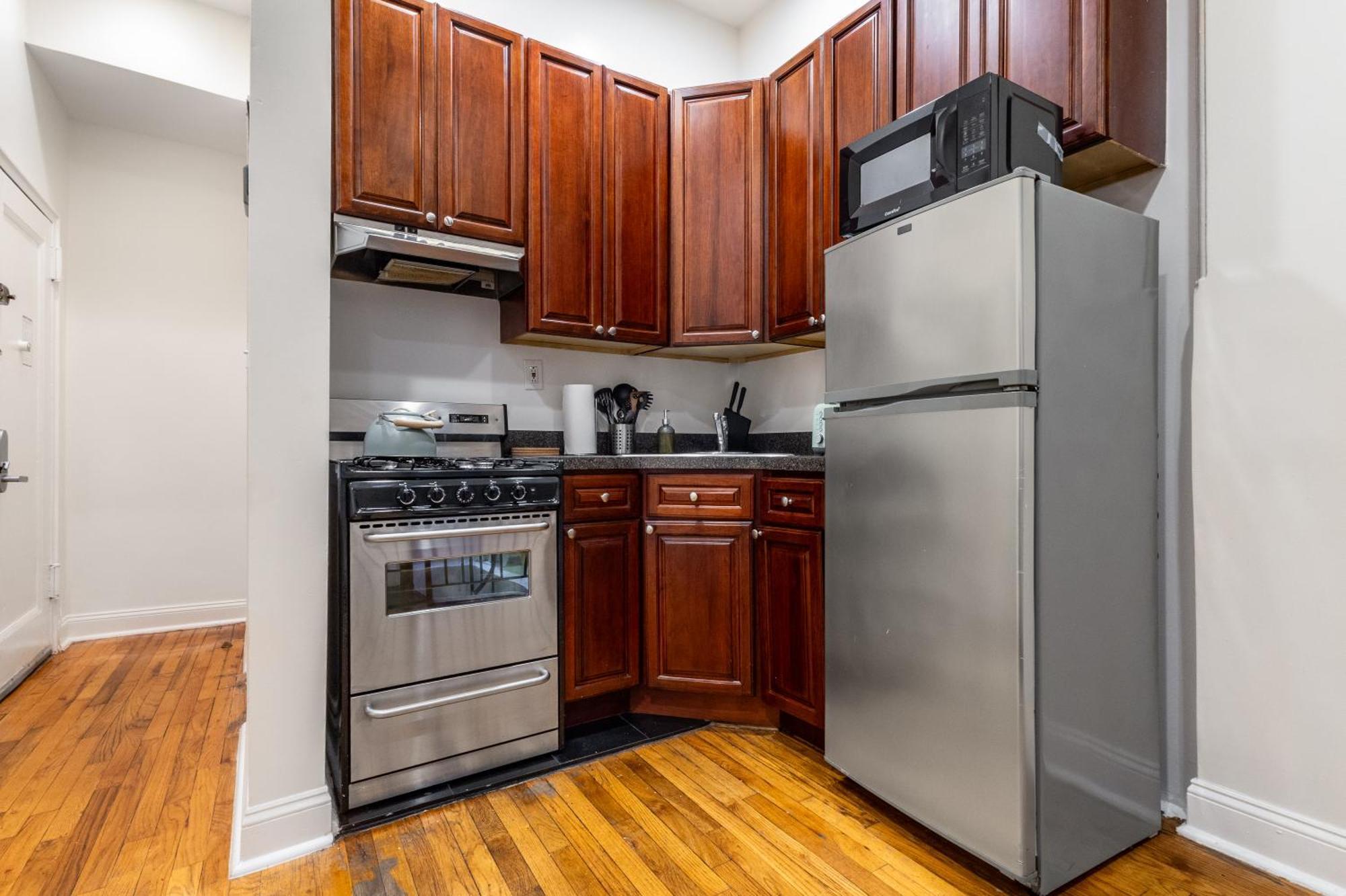 3 Bd Upscale Unit In Manhattan Valley * New York