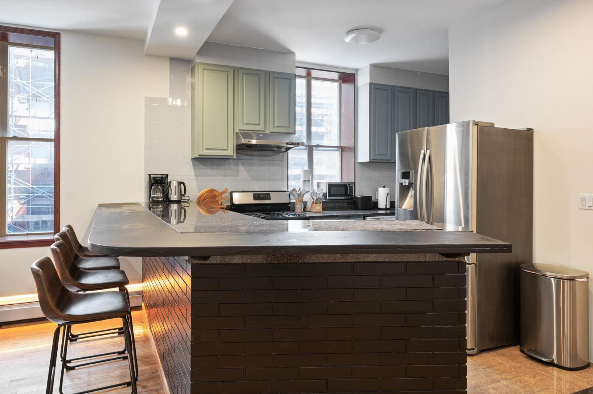 Massive Soho Loft 5bedrooms 2 Baths - 2500 Sqft * New York