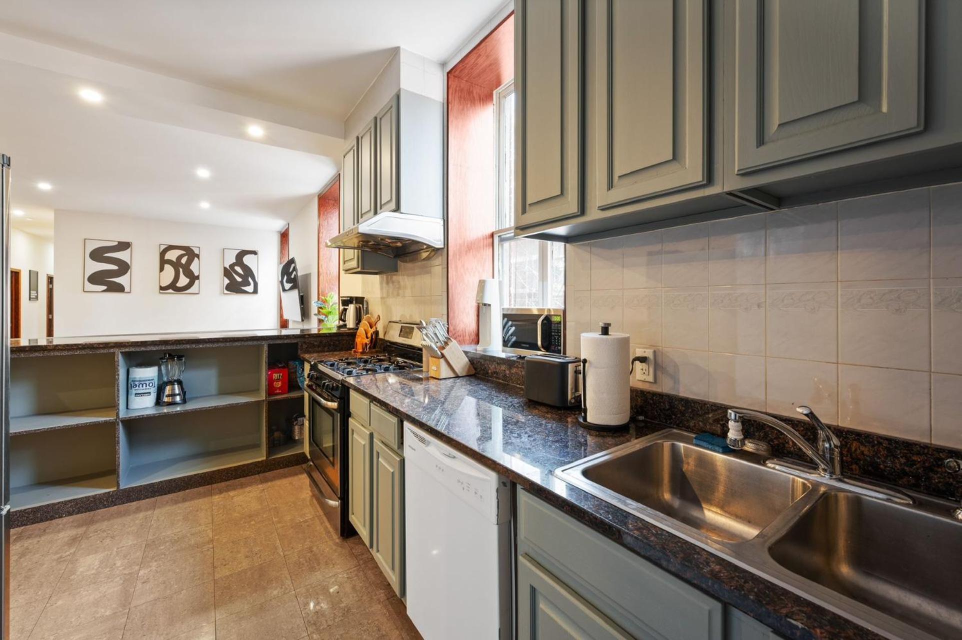 Hotel Massive Soho Loft 5bedrooms 2 Baths - 2500 Sqft