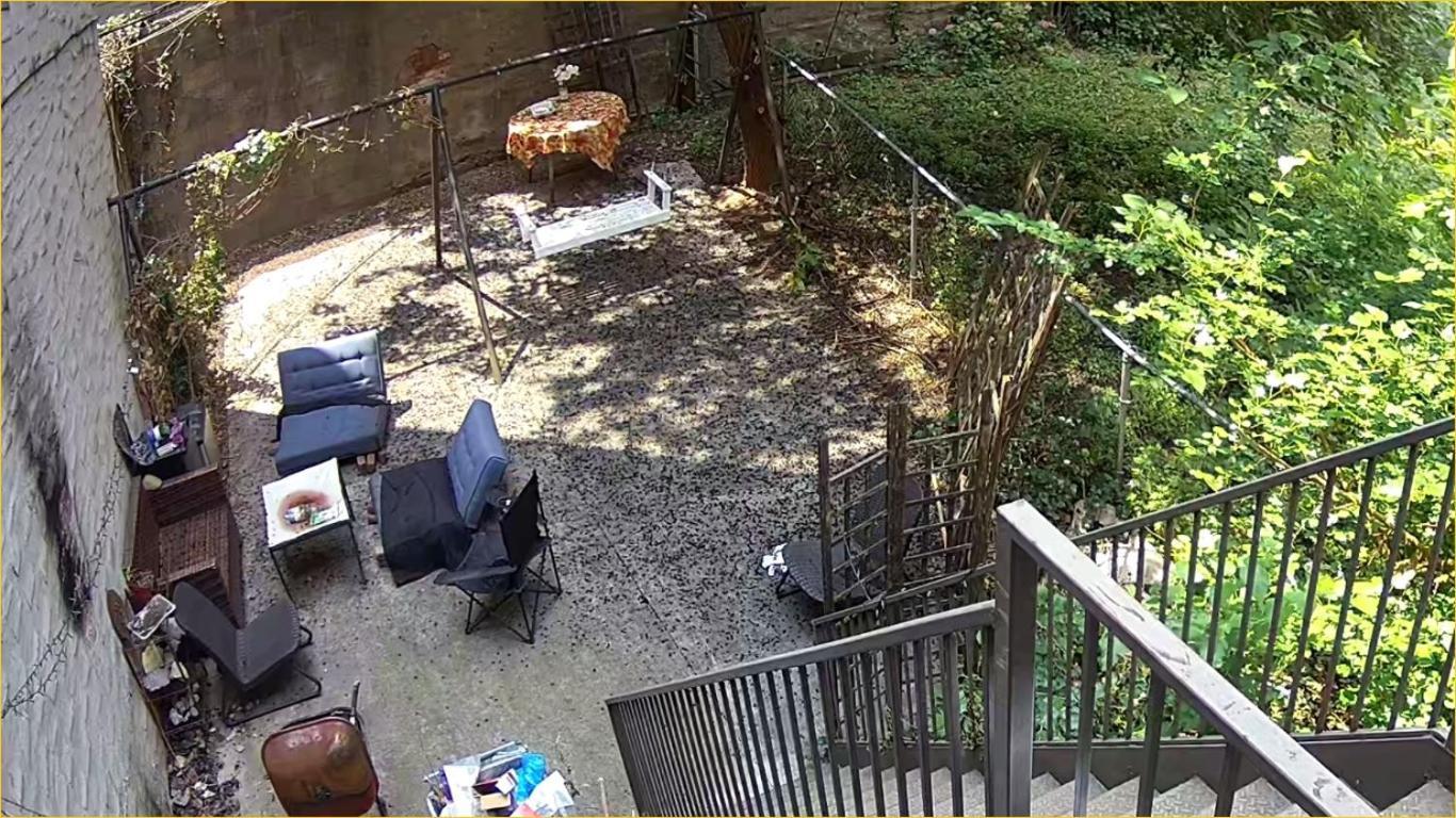 Ground Floor Williamsburg Private Bedroom Near Subway *
