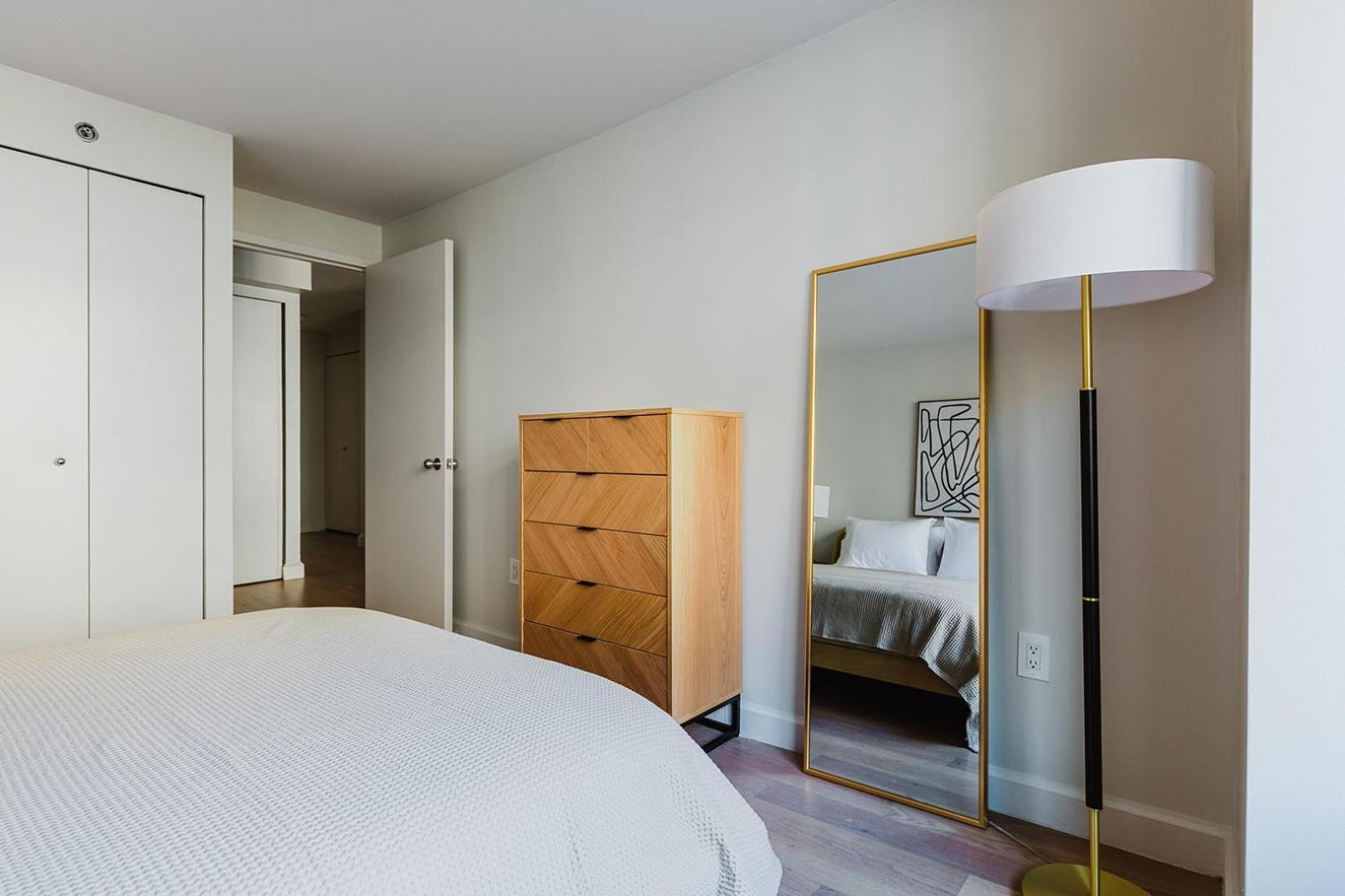 Apartment Blueground Jersey 1bd Nyc-1603 *