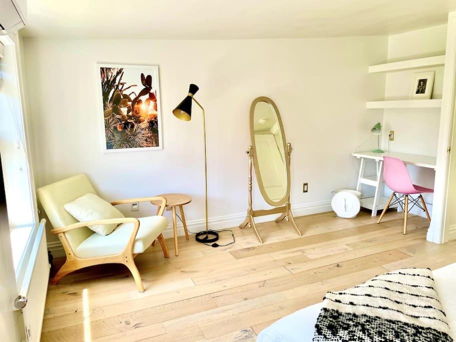 The Dutch House Villa *