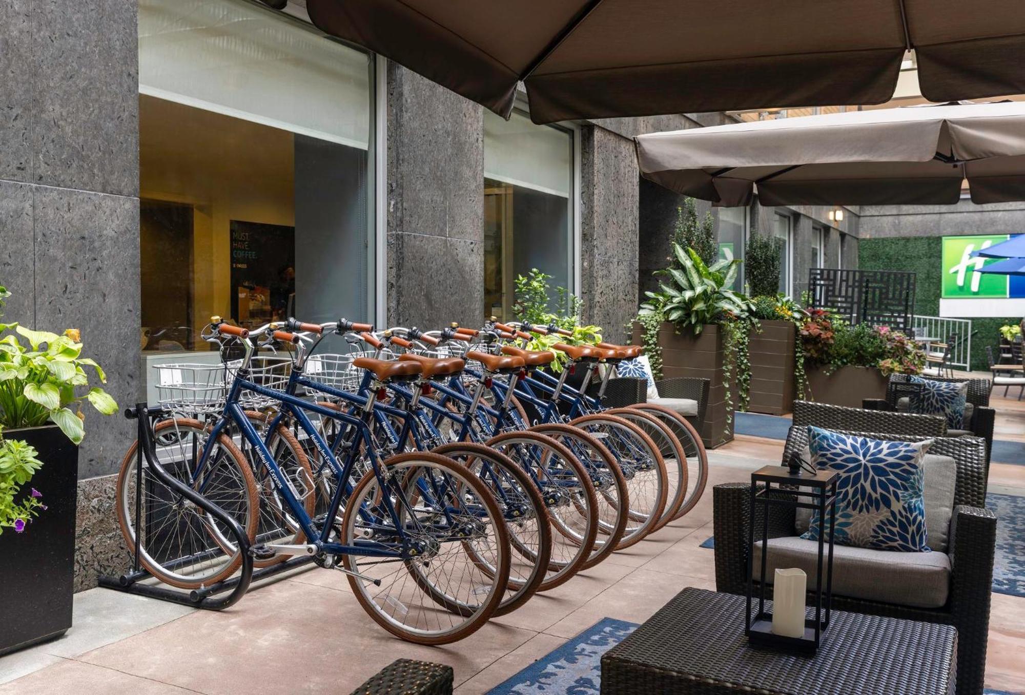 Express Chelsea By Ihg 3*