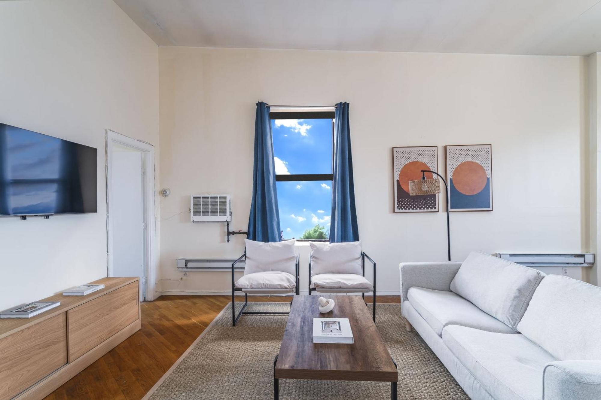 Spacious 3Br 2Ba In East Harlem - Near Central Park *