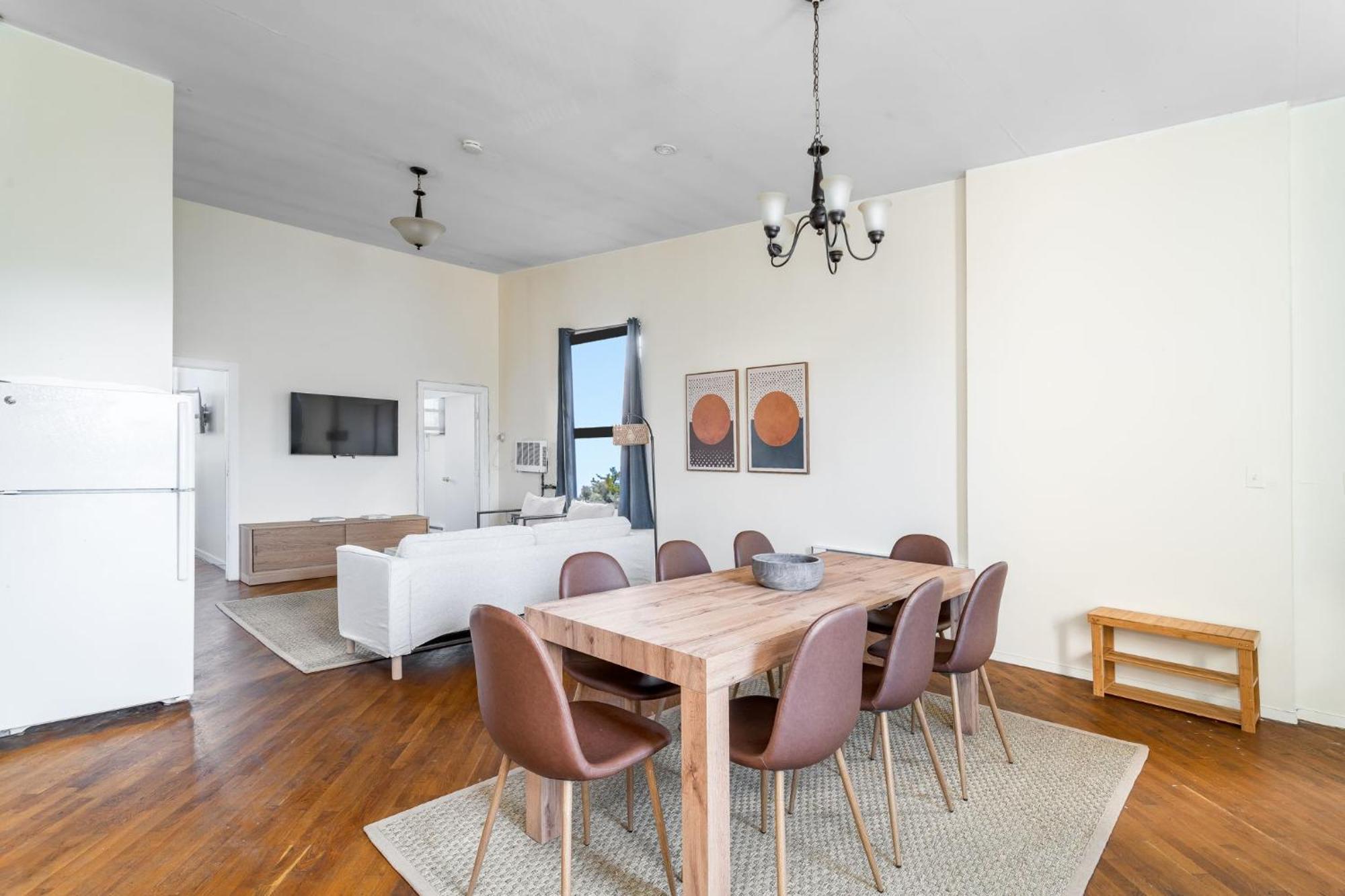 Spacious 3Br 2Ba In East Harlem - Near Central Park Apartment