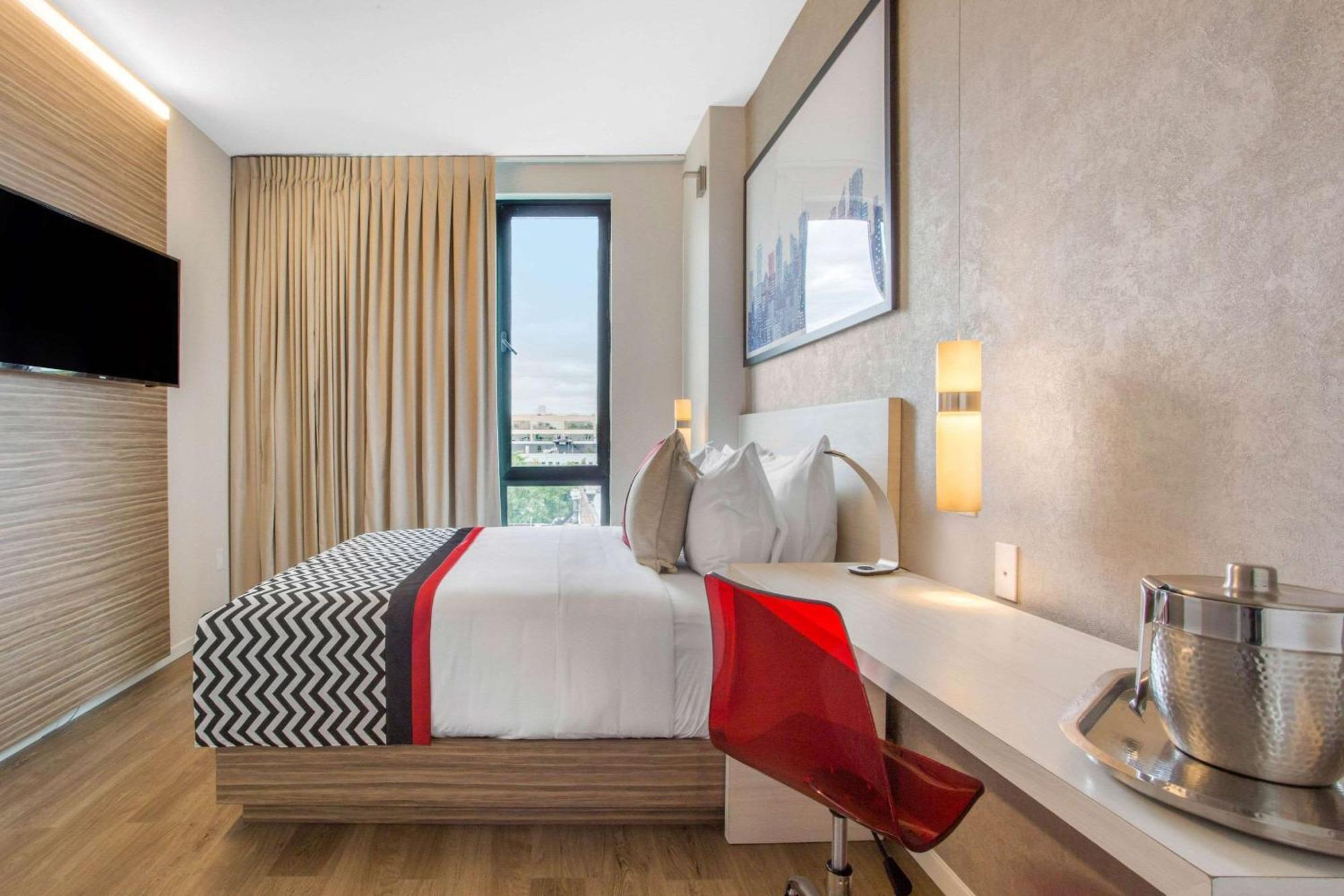 Insignia Brooklyn, Ascend Collection New York