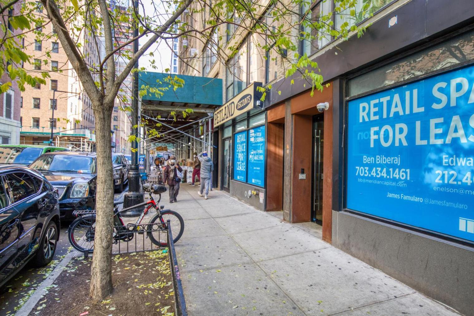 Downtown Bk 1br W Roof Gym Nr Train Nyc-698 * New York