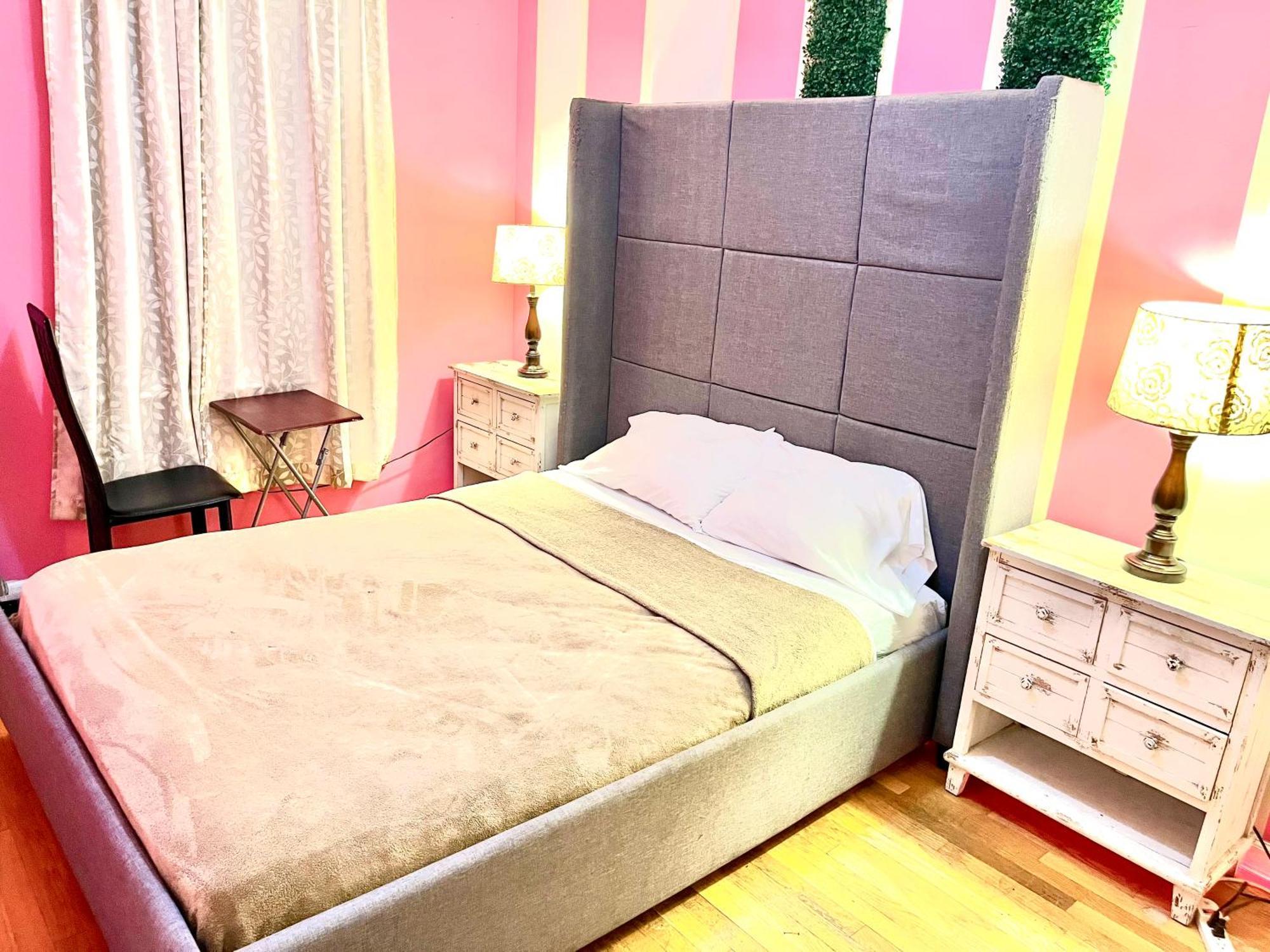 The Manhattan Central Park Times Square Homestay