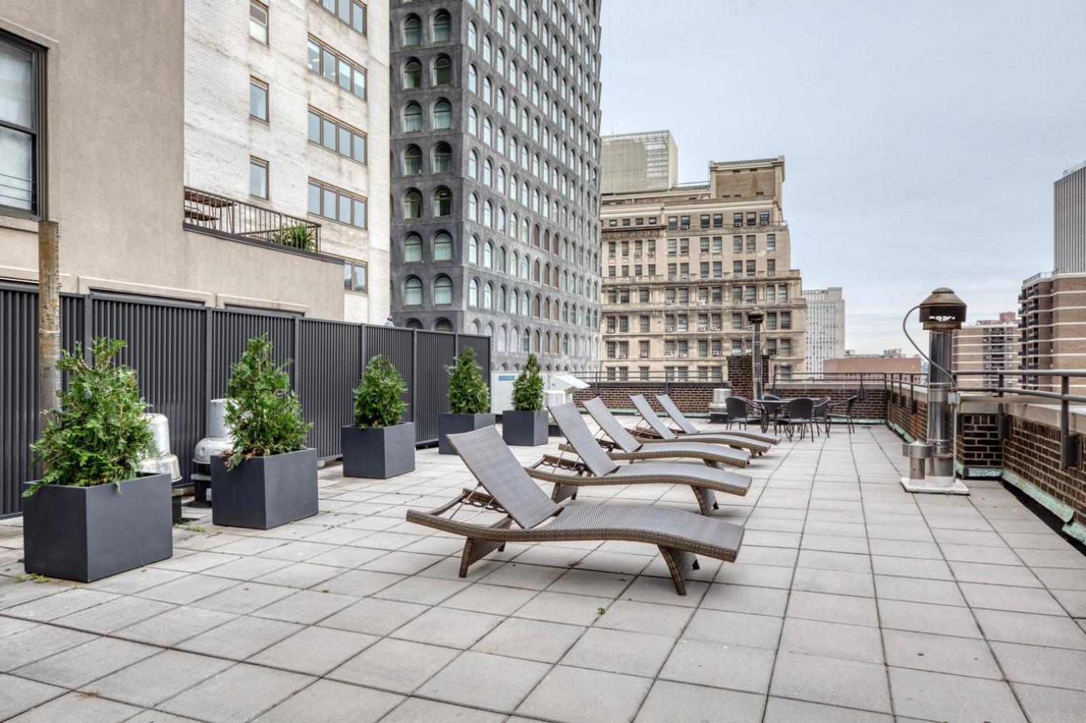 Fidi Studio W Doorman Nr Fulton Stn Seaport Nyc-441 * New York