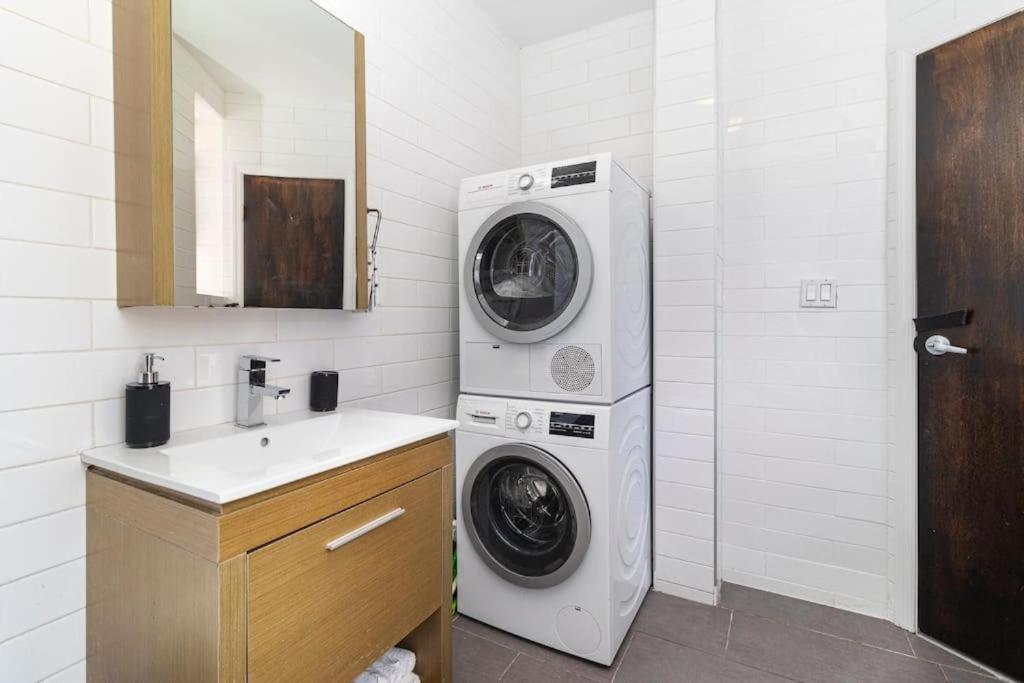 Heart Of East Villgem 1br1ba Washer Dryer! Apartment