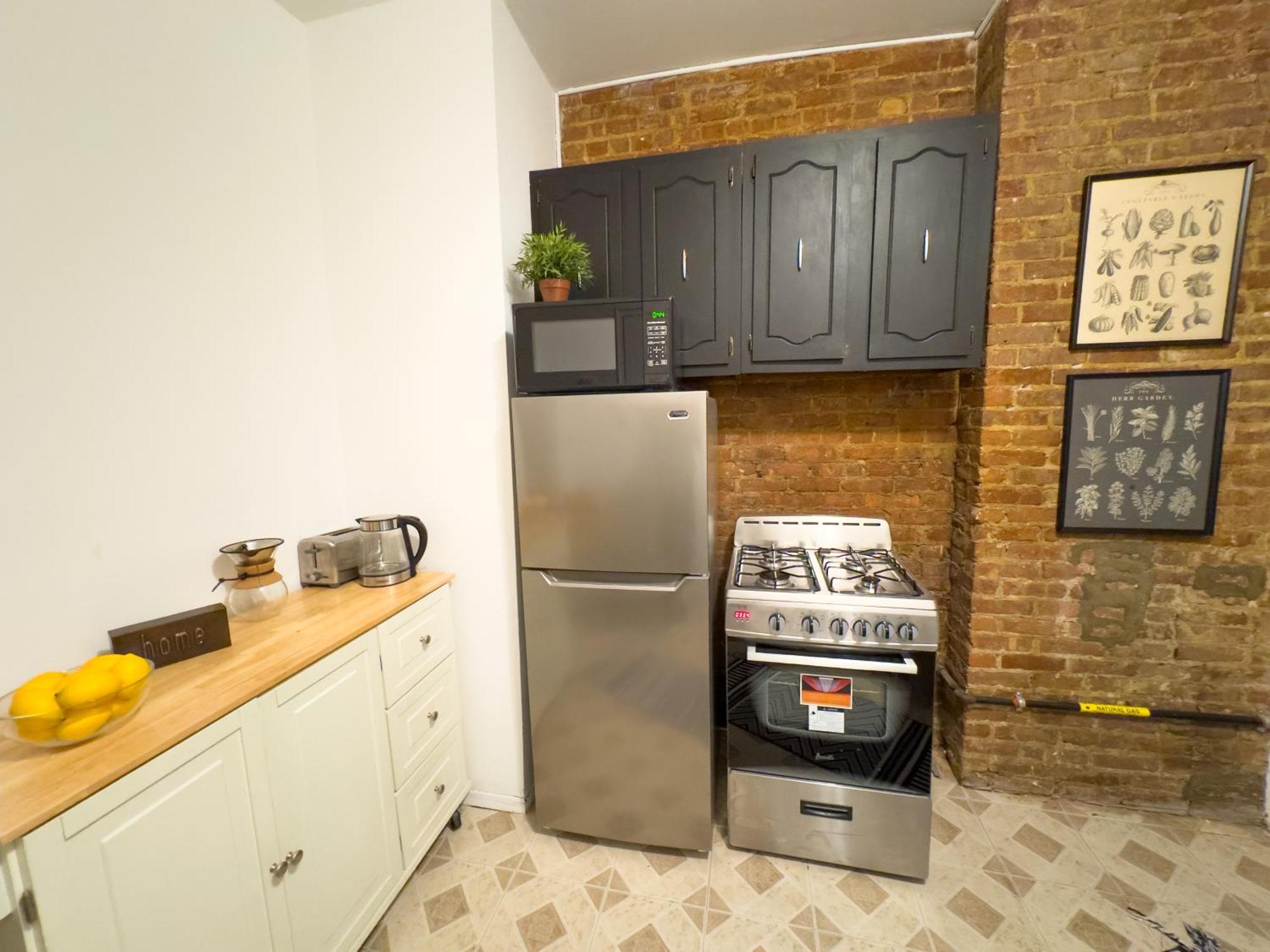 Apartment 89-2rn 1br In The Upper East Side