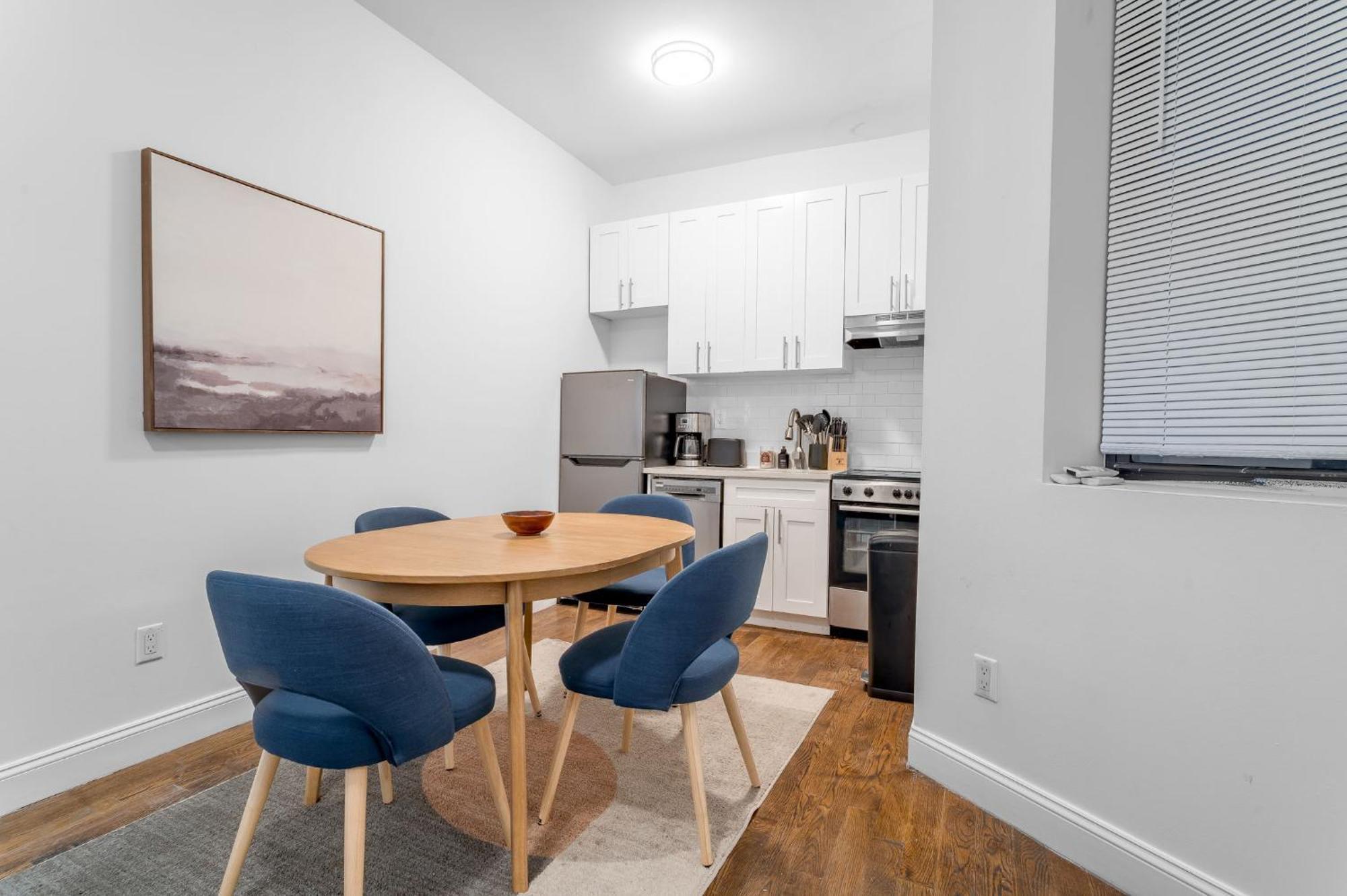 Trendy 3bedroom 2bath Escape Near Hudson River Park & The High Line Apartment
