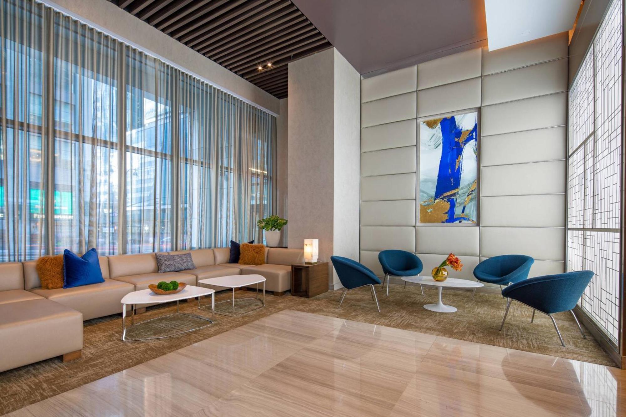 Hotel Courtyard Manhattan/midtown West 4*