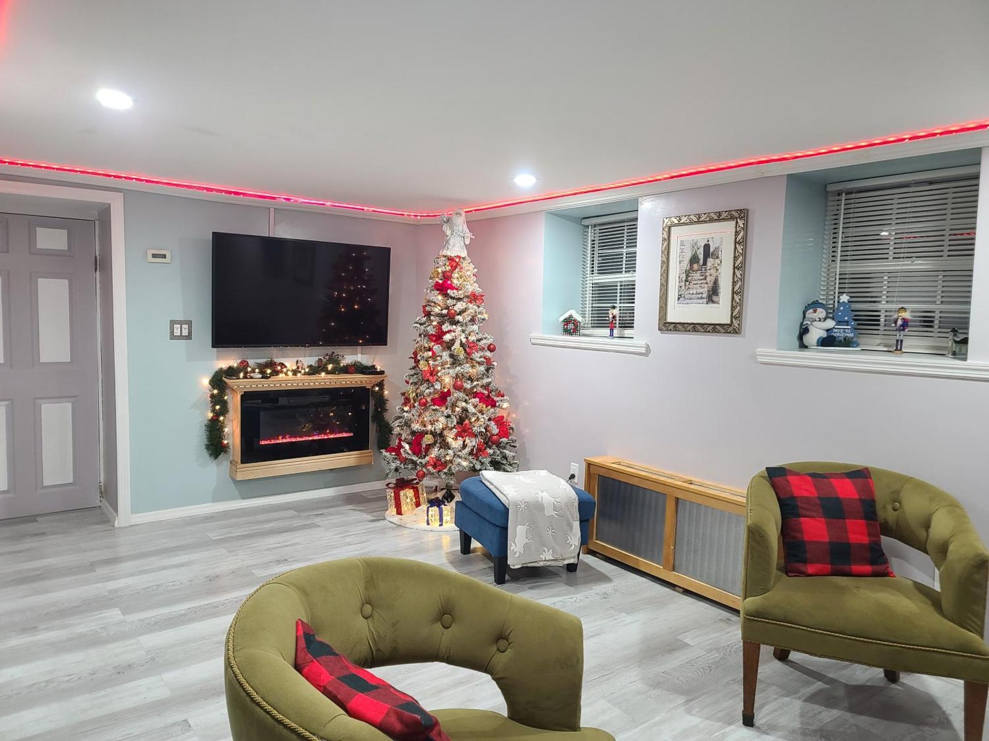 Lovely 2 Bedroom With 2 Entrance And Parking * New York
