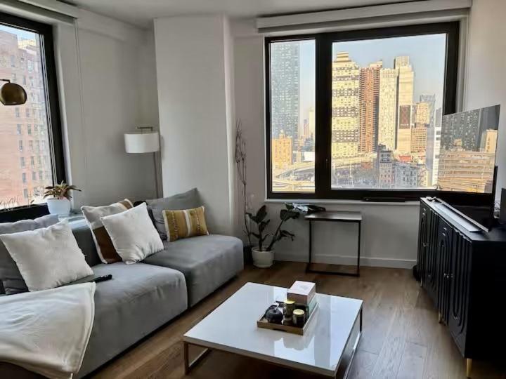 Hudson Sky Line Manhattan 2 Bedrooms Location * New York