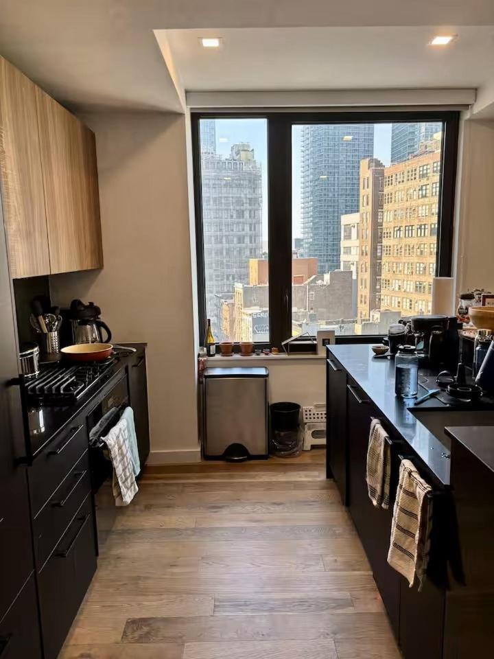 Hudson Sky Line Manhattan 2 Bedrooms Location